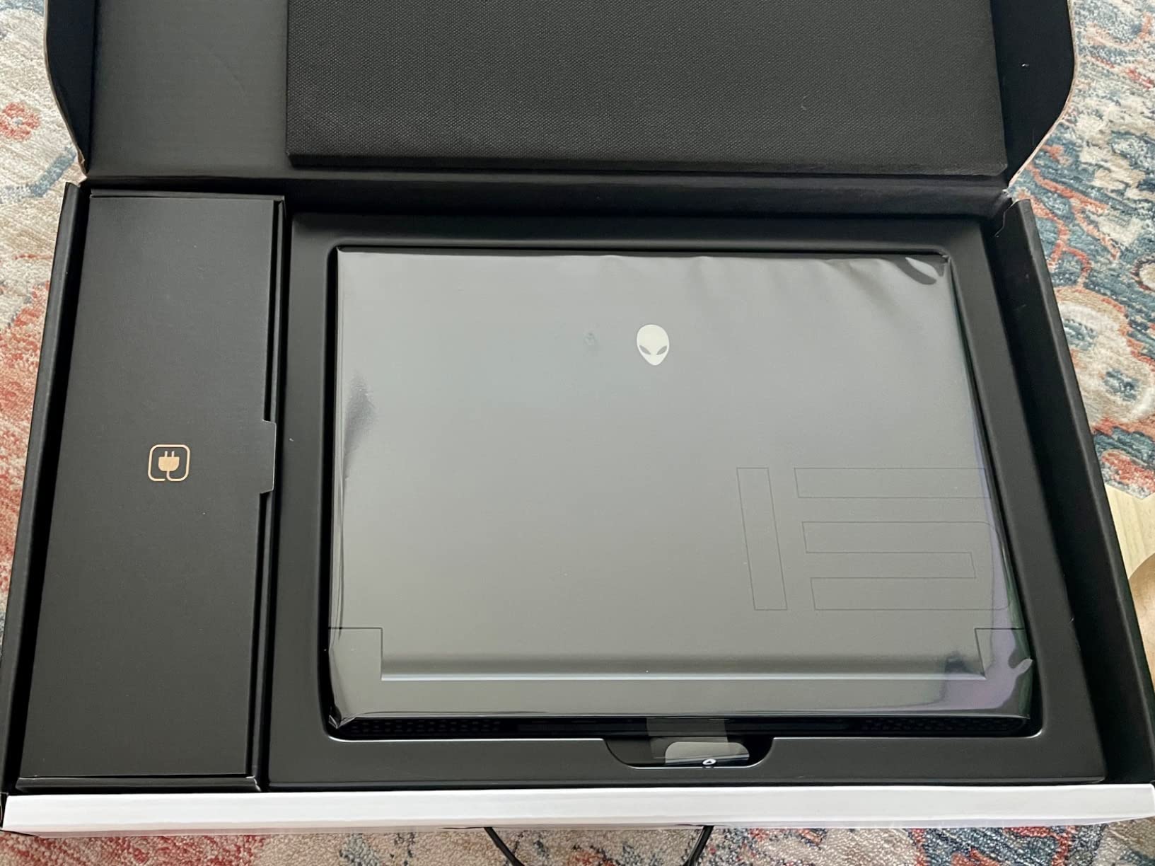 Alienware m15 R7 Gaming Laptop - 15.6-inch QHD 240Hz 2ms Display, Intel Core i7-12700H, 16GB RAM, 512GB SSD, NVIDIA GeForce RTX 3060 6GB GDDR6, Bluetooth, HDMI, Wi-Fi 6, USB-C, Windows 11 Home - Black - Customer Photo 1