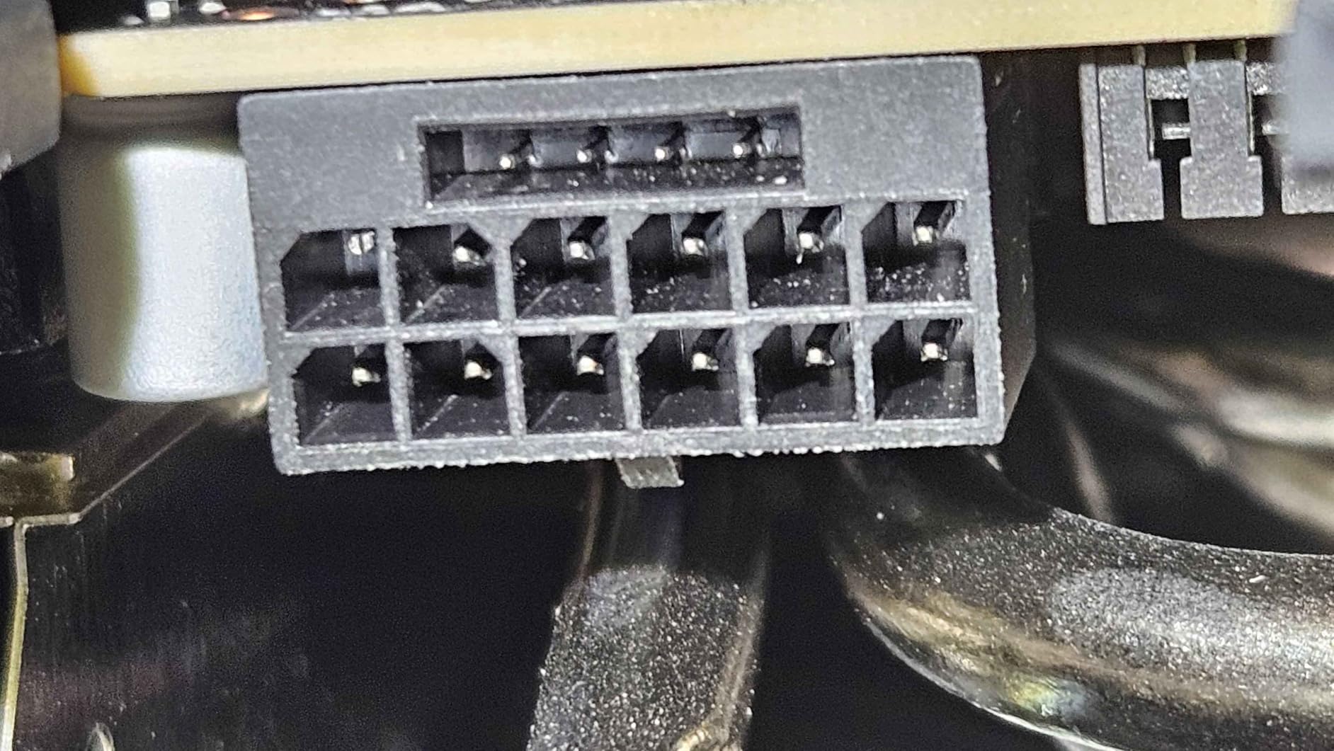 PNY GeForce RTXâ¢ 5080 Triple Fan - Customer Photo 2