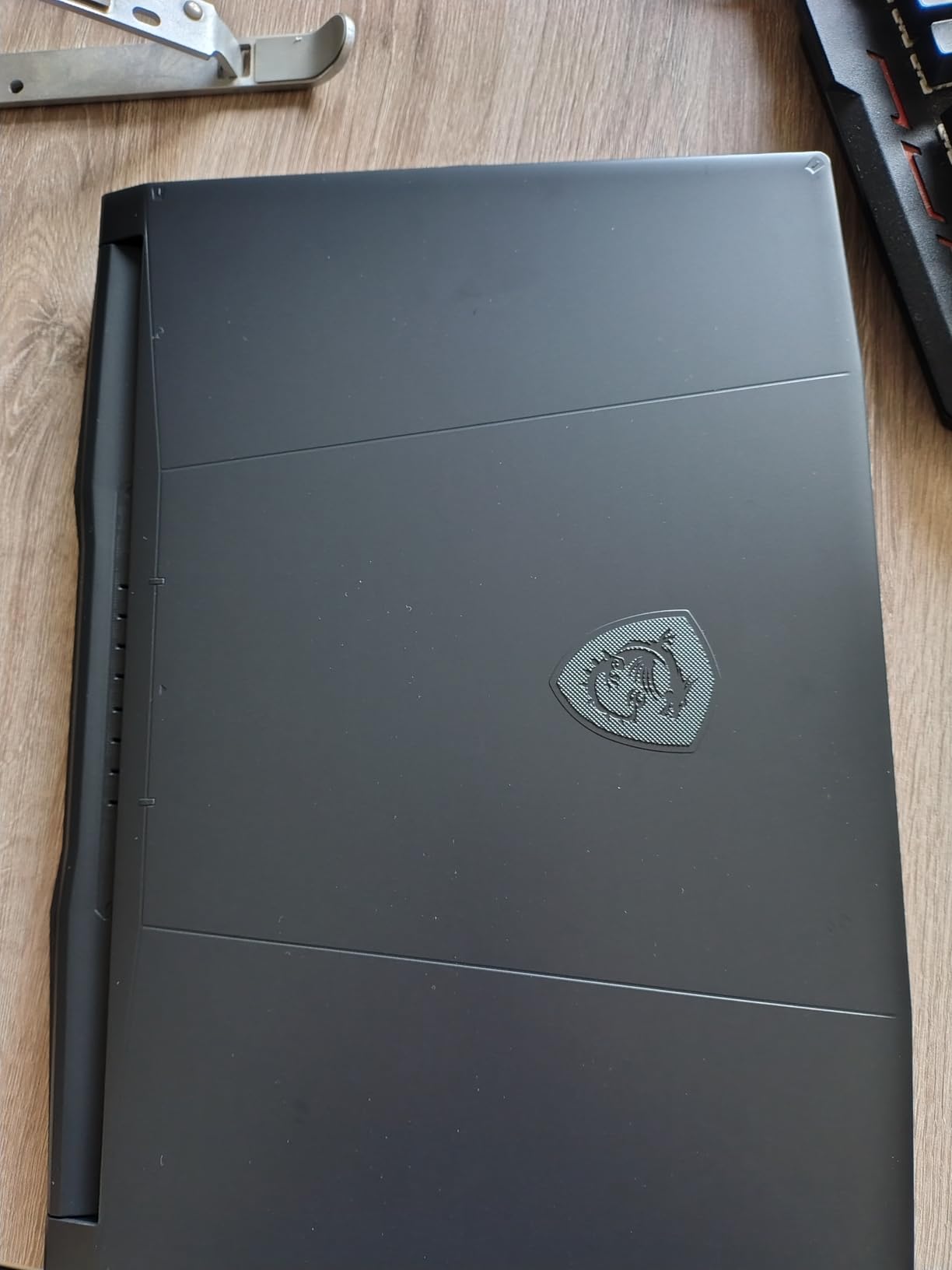 msi Katana 15 HX 15.6 165Hz QHD+ Gaming Laptop Intel Core i9-14900HX NVIDIA Geforce RTX 5070 32GB DDR5 1TB NVMe SSD RGB Keyboard Win 11 Home Black B14WGK-016US customer photo 2