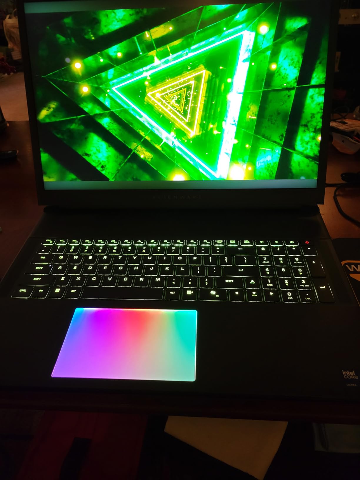 Alienware 16 Area-51 Gaming Laptop AA16250-16
