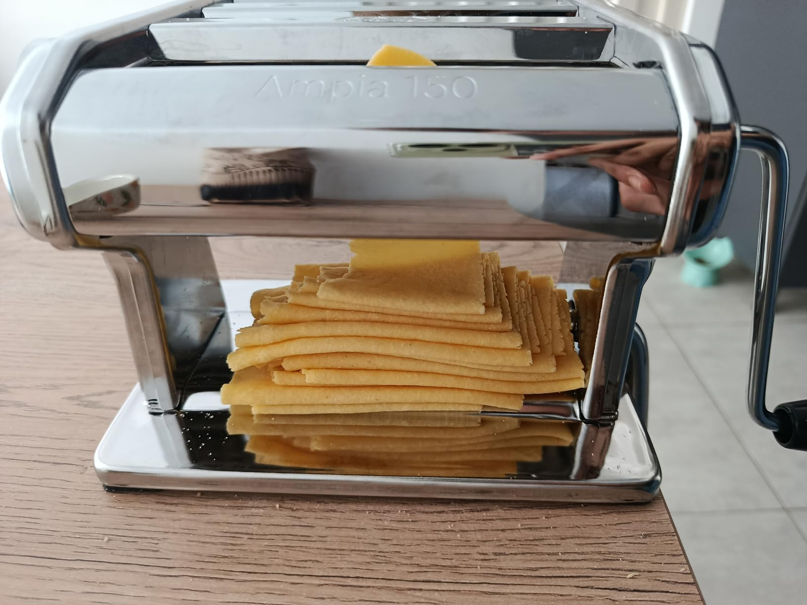 MARCATO Made in Italy Ampia 150 Classic Manual Pasta Machine, Chrome Steel. Makes Lasagne, Fettuccine & Tagliolini - Customer Photo 2