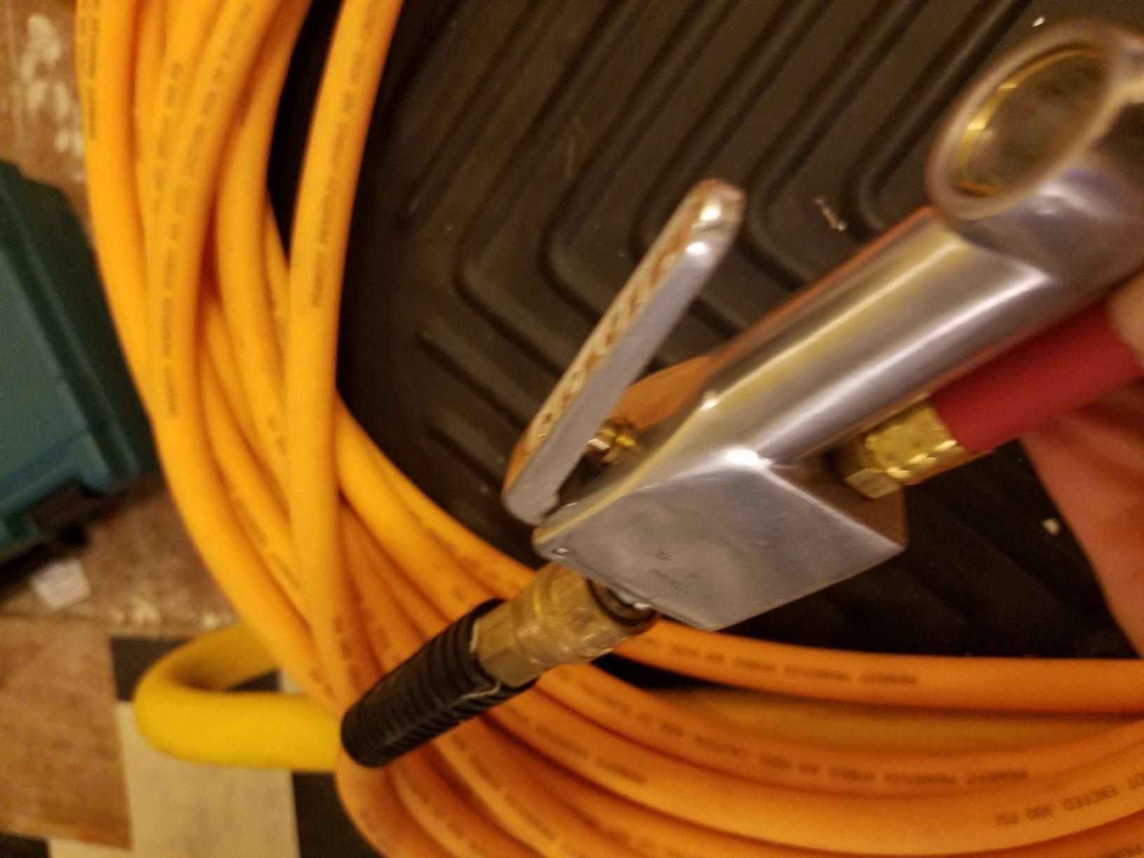 New & Improved - Tire Inflator Gauge with Dual Head Air Chuck 15 Air Hose 10-160 PSI Customer Review New & Improved - Tire Inflator Gauge with Dual Head Air Chuck 15 Air Hose 10-160 PSI - Customer Photo 1