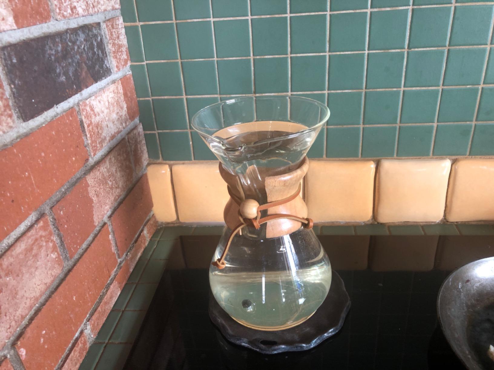 Chemex Pour-Over Glass Coffeemaker - Classic Series - 8-Cup - Exclusive Packaging Customer Review Chemex Pour-Over Glass Coffeemaker - Classic Series - 8-Cup - Exclusive Packaging - Customer Photo 2