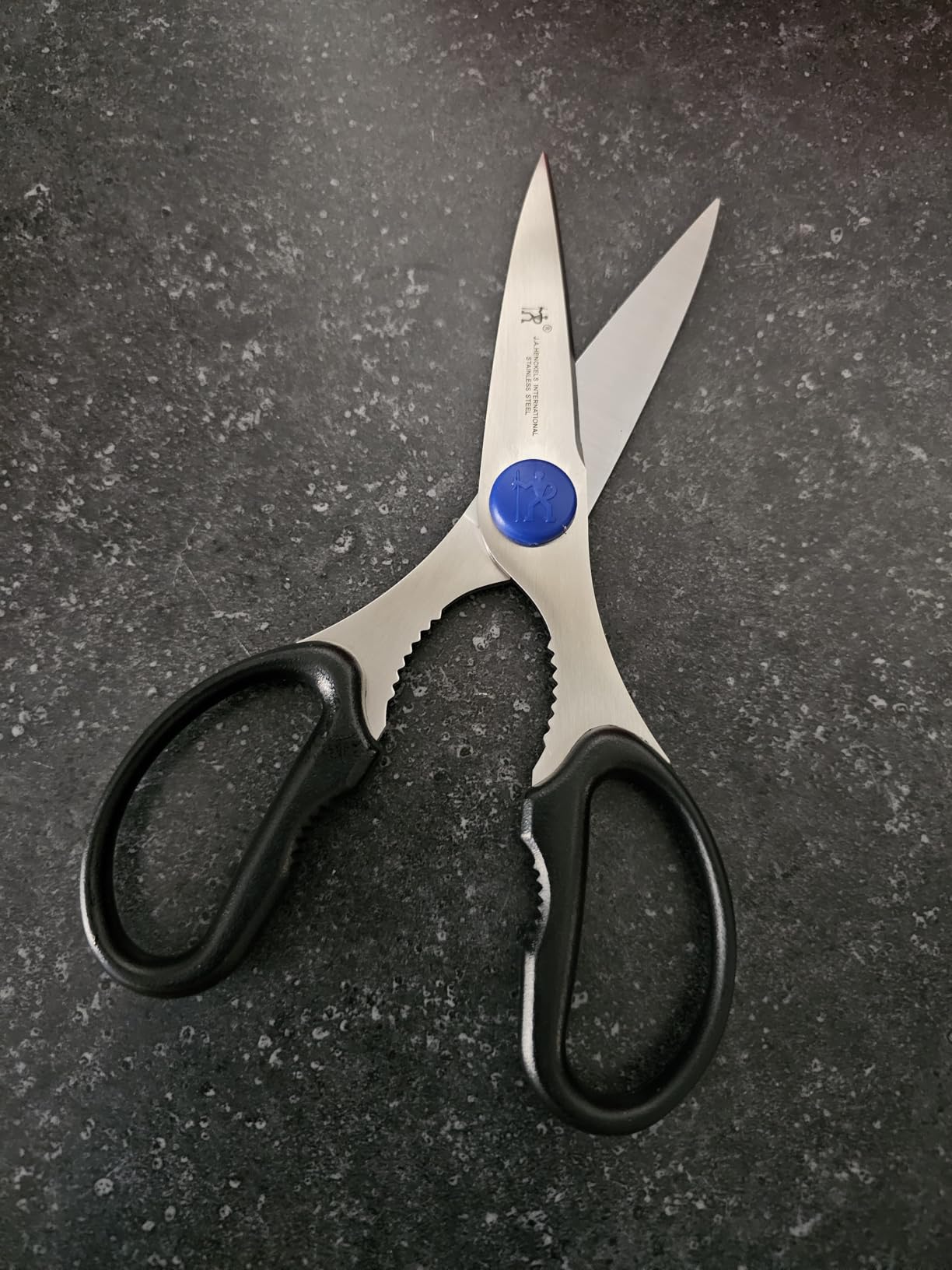HENCKELS Take-Apart Kitchen Shears - Customer Photo 2