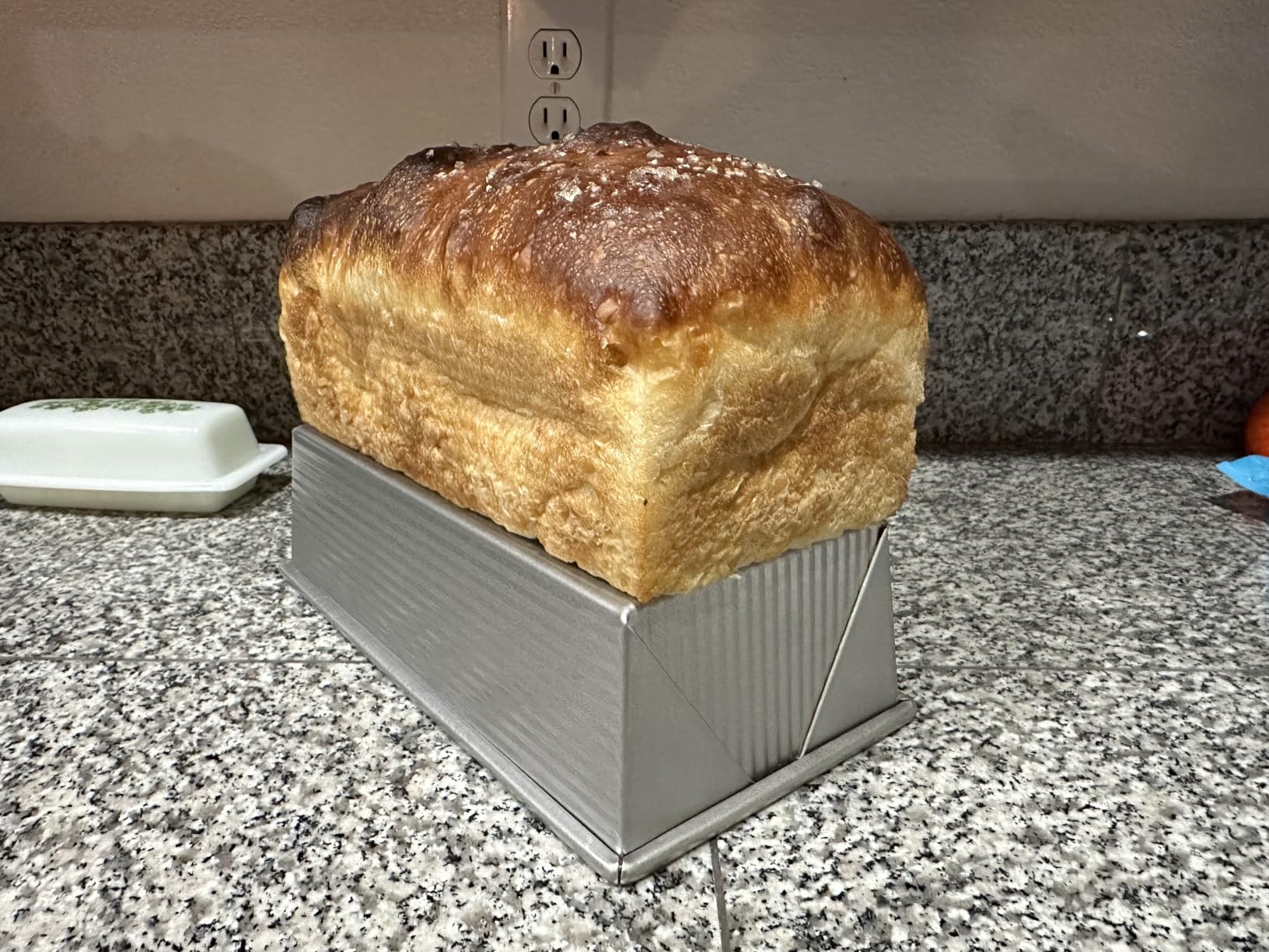 USA Pan Nonstick Standard Bread Loaf Pan, 1 Pound, Aluminized Steel Customer Review USA Pan Nonstick Standard Bread Loaf Pan, 1 Pound, Aluminized Steel - Customer Photo 1