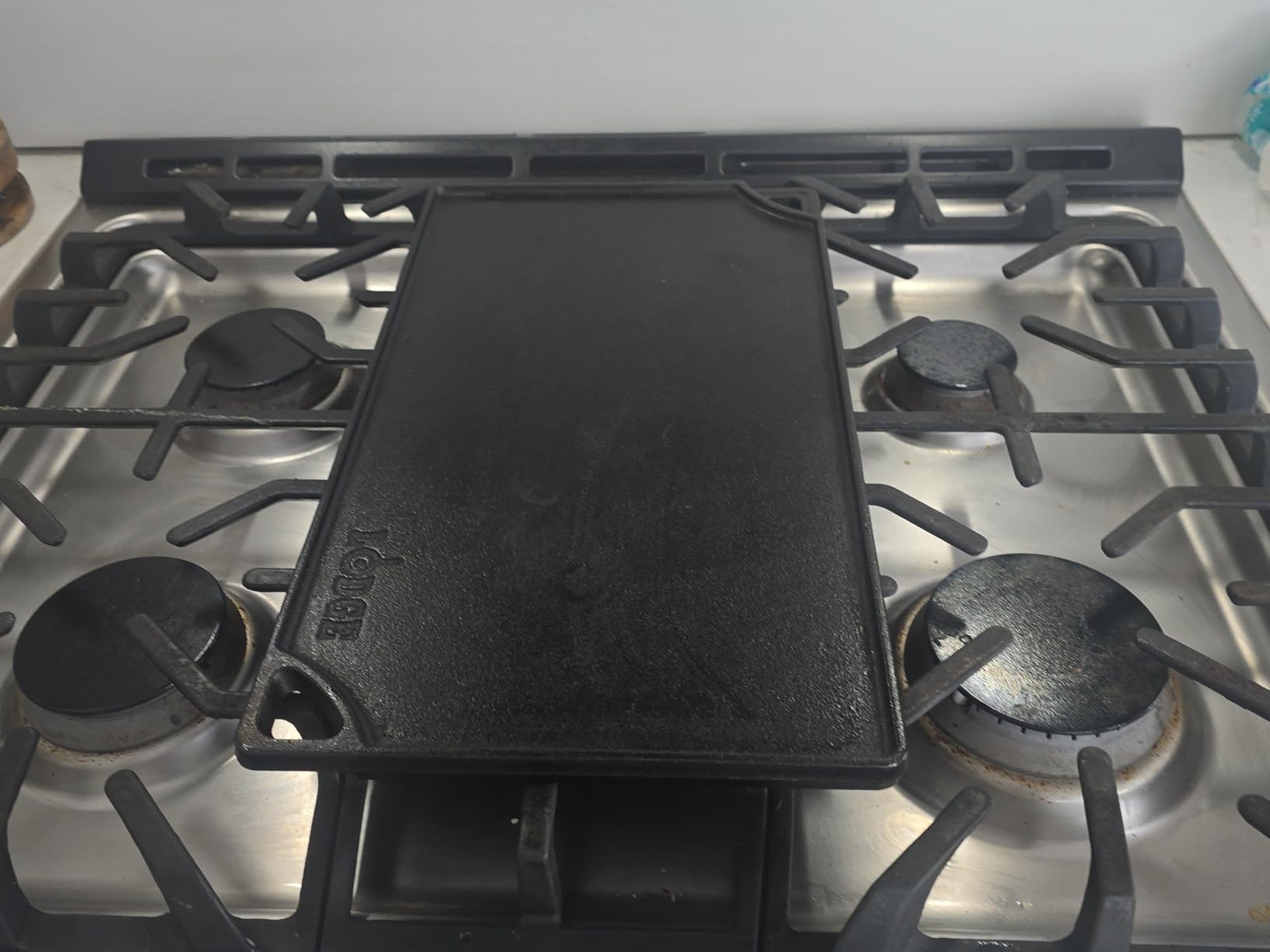 Lodge Reversible Cast Iron Grill/Griddle Pan 16.75 x 9.5 - Pre-Seasoned Dual-Sided Double Burner for BBQ, Eggs, Pancakes, Burgers - PFAS Free Cookware customer photo 2