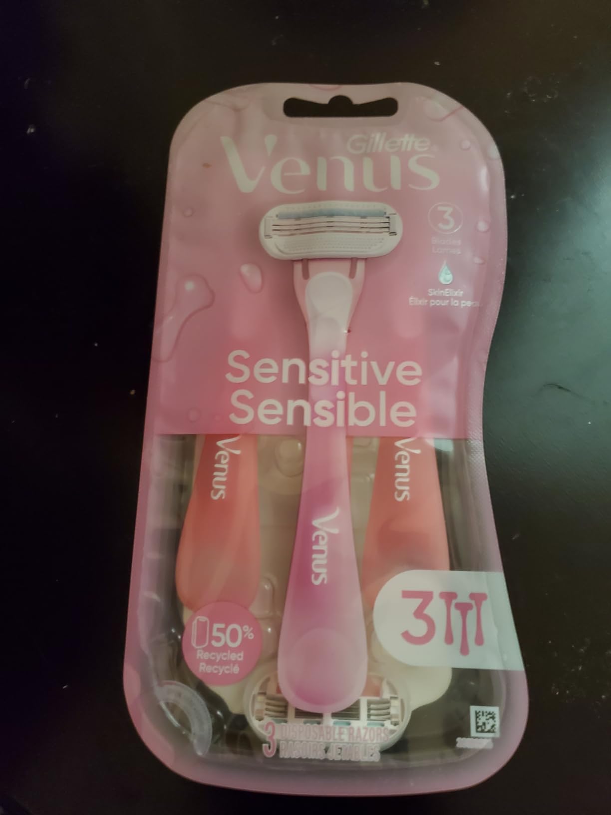 Gillette Venus Sensitive Women's Disposable Razors - Single Package of 3 Razors Customer Review Gillette Venus Sensitive Women's Disposable Razors - Single Package of 3 Razors - Customer Photo 2