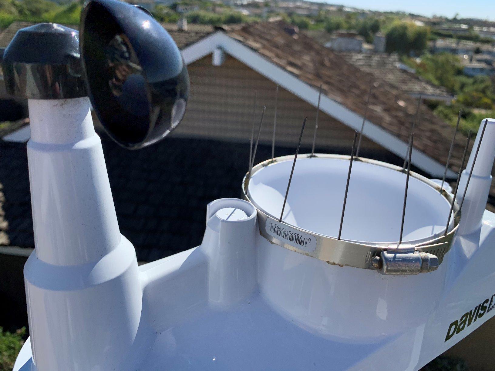 Davis Instruments 6357 Vantage Vue Wireless Sensor Suite - Customer Photo 2