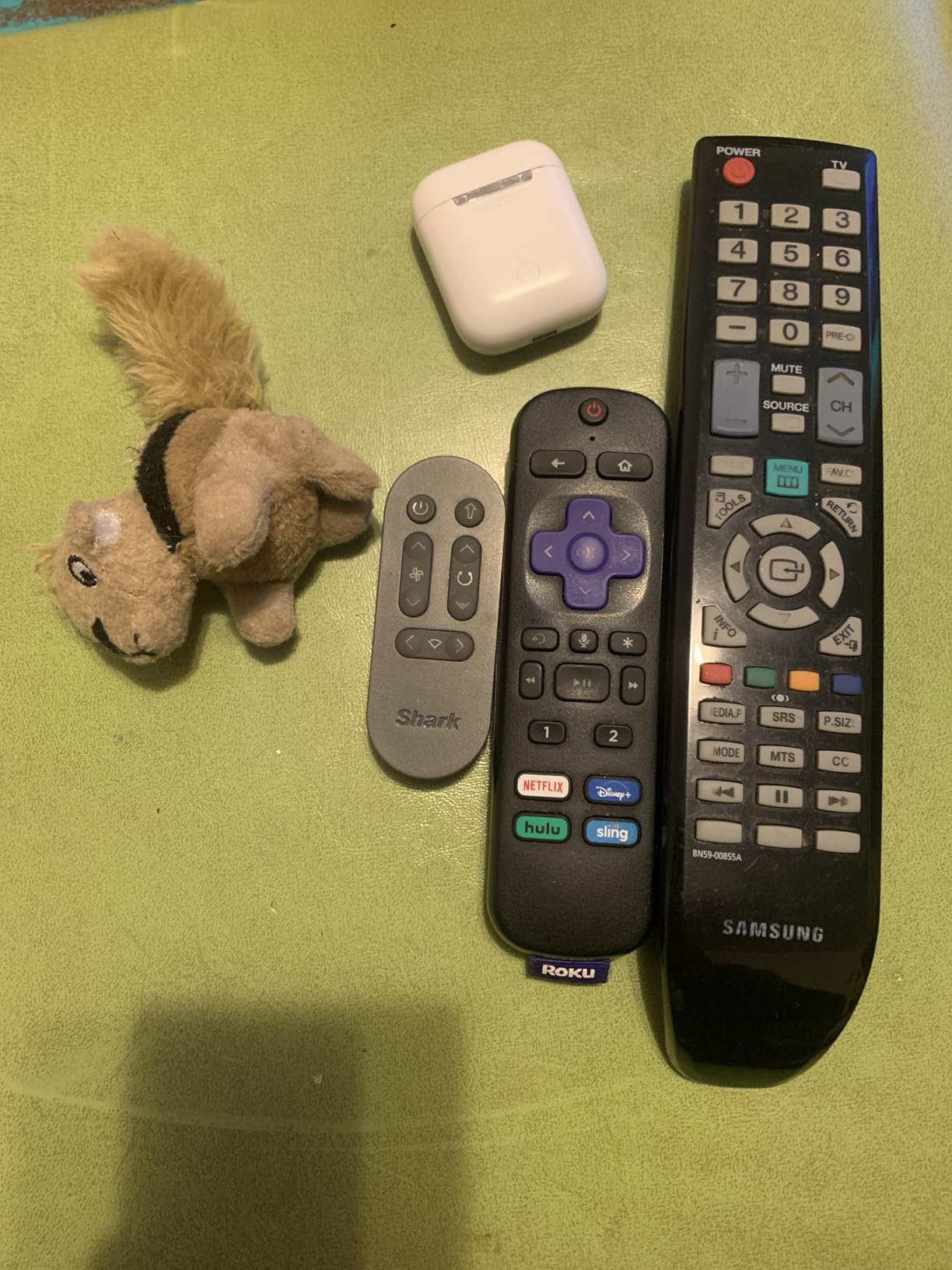 Outward Hound Hide-A-Squirrel Dog Toy – Interactive 2‑in‑1 Plush Puzzle with 6 Squeaky Removable Squirrels, X-Large Customer Review Outward Hound Hide-A-Squirrel Dog Toy – Interactive 2‑in‑1 Plush Puzzle with 6 Squeaky Removable Squirrels, X-Large - Customer Photo 1