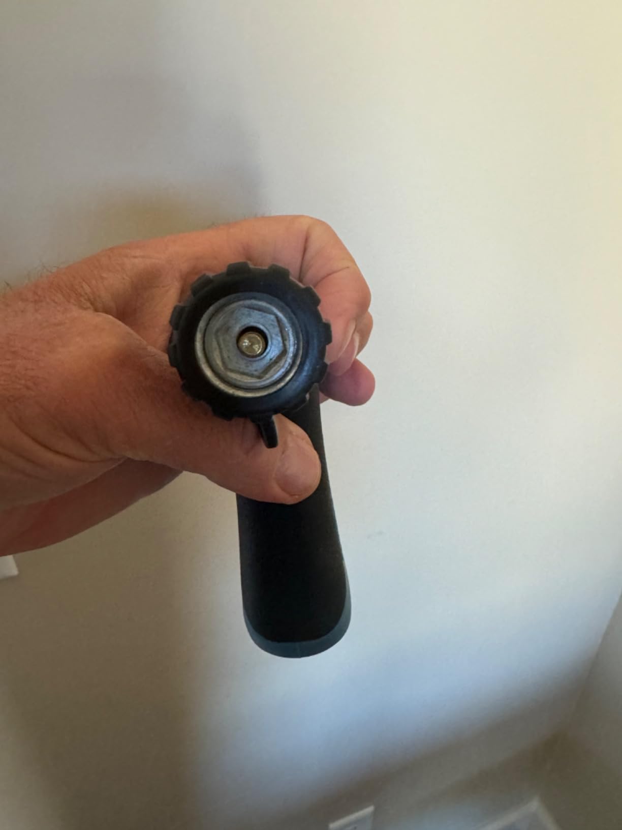 Hi-Tech Heavy Duty Industrial Hose Nozzle – High Pressure 100 PSI, Hot Water & High Temp Resistant, Pistol Grip Spray Nozzle for Garden Hose, Marine & Commercial Grade Customer Review Hi-Tech Heavy Duty Industrial Hose Nozzle – High Pressure 100 PSI, Hot Water & High Temp Resistant, Pistol Grip Spray Nozzle for Garden Hose, Marine & Commercial Grade - Customer Photo 2