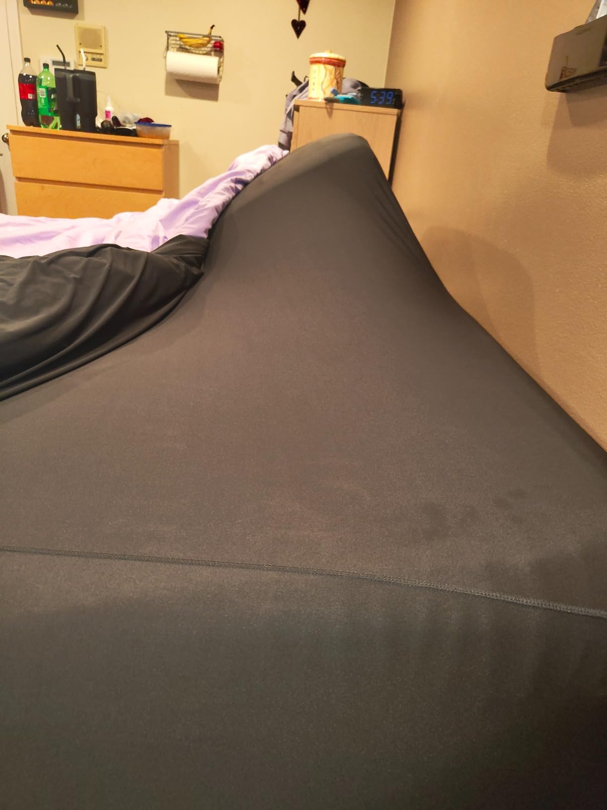 SHEEX - Original Performance Sheets Set (Split King) Black - Cooling Sheets - Moisture Wicking - 1 Flat Cooling Sheet, 1 Fitted Cooling Sheet, 2 King Pillow Covers - Wrinkle Free - Sleep Aid Customer Review SHEEX - Original Performance Sheets Set (Split King) Black - Cooling Sheets - Moisture Wicking - 1 Flat Cooling Sheet, 1 Fitted Cooling Sheet, 2 King Pillow Covers - Wrinkle Free - Sleep Aid - Customer Photo 1
