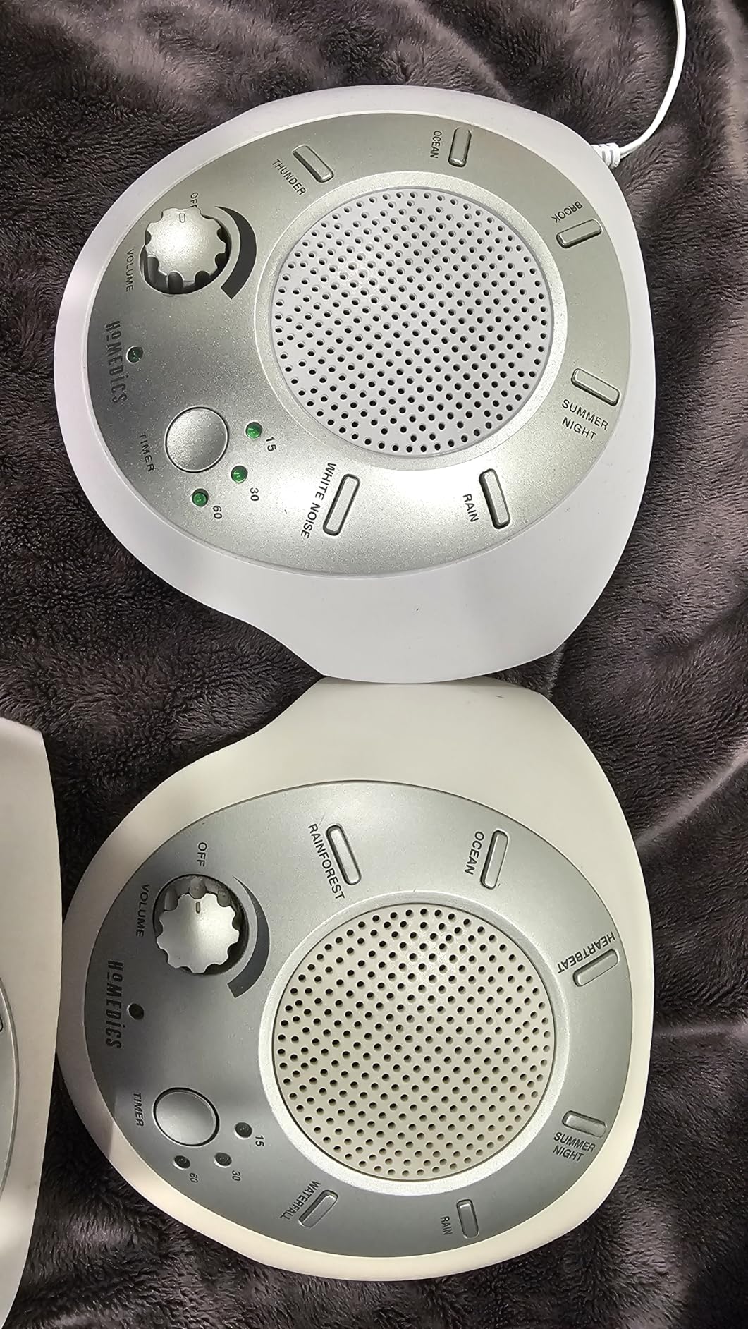 Homedics SoundSleep White Noise Machine, Silver, Small Travel Device with 6 Relaxing Nature Sounds, Portable Therapy for Home, Office, Nursery, Auto-Off Timer - Customer Photo 1