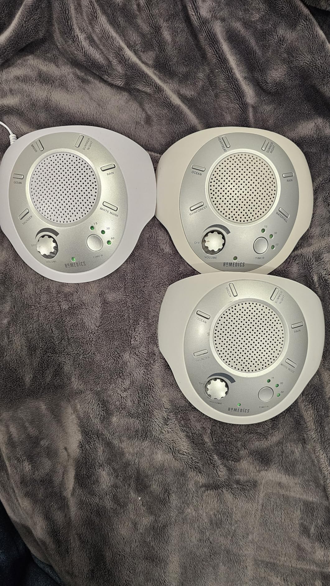 Homedics SoundSleep White Noise Machine, Silver, Small Travel Device with 6 Relaxing Nature Sounds, Portable Therapy for Home, Office, Nursery, Auto-Off Timer - Customer Photo 2