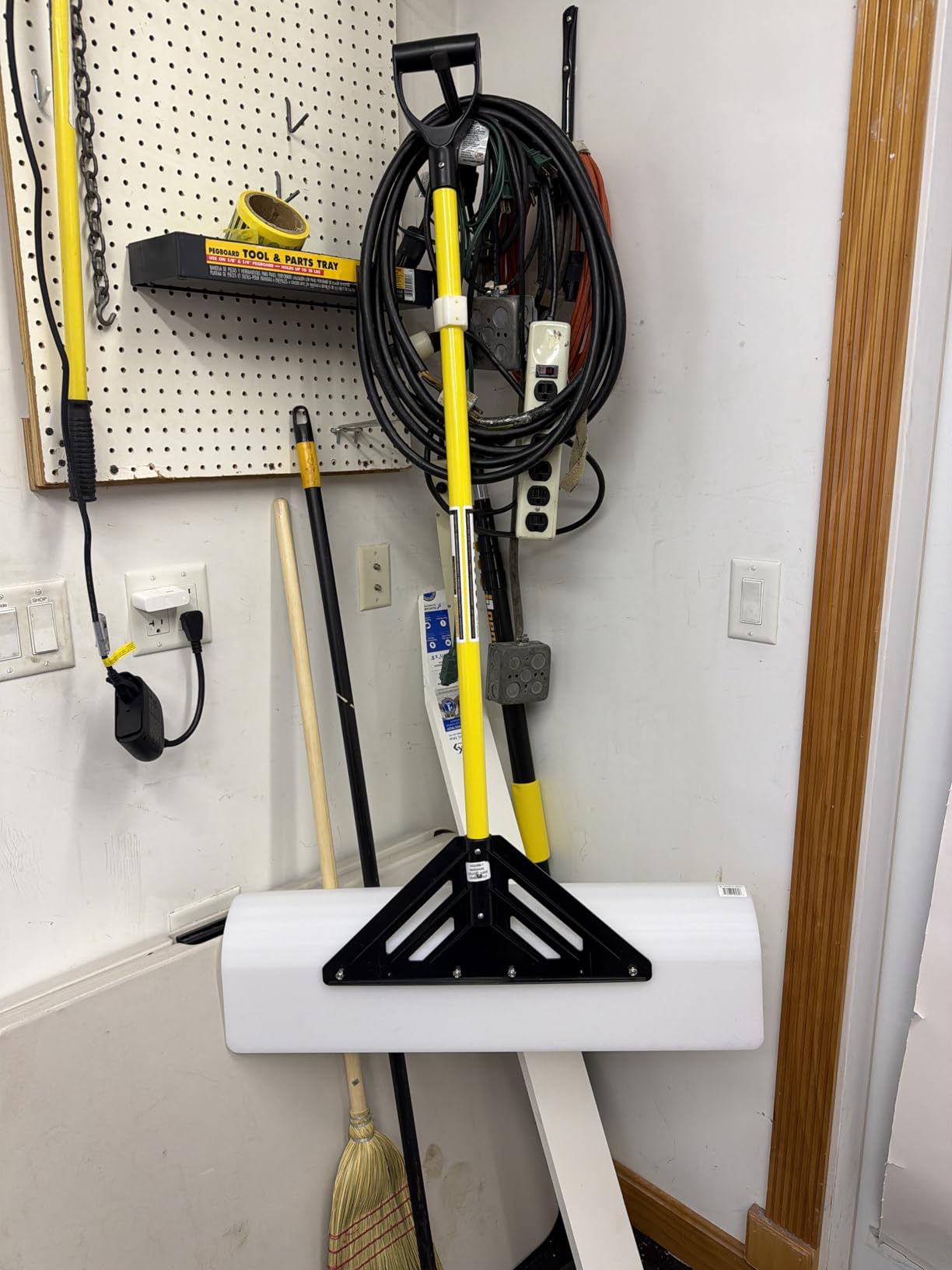 The Original Snow Pusher 24 Inches Customer Review The Original Snow Pusher 24 Inches - Customer Photo 2