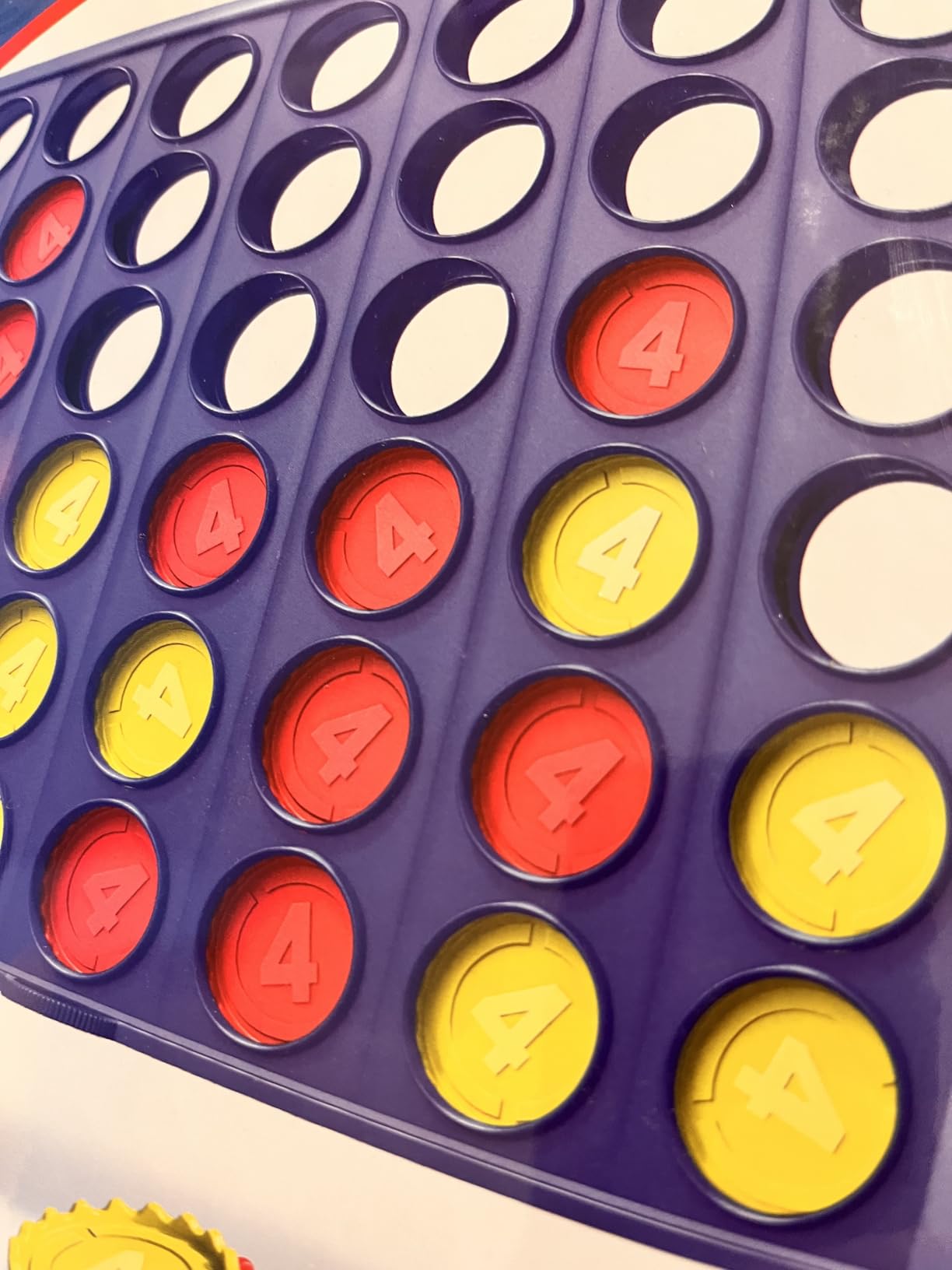 Hasbro Gaming Connect 4 Classic Grid,4 in a Row Game,Strategy Board Games for Kids,2 Player .for Family and Kids,Ages 6 and Up - Customer Photo 3