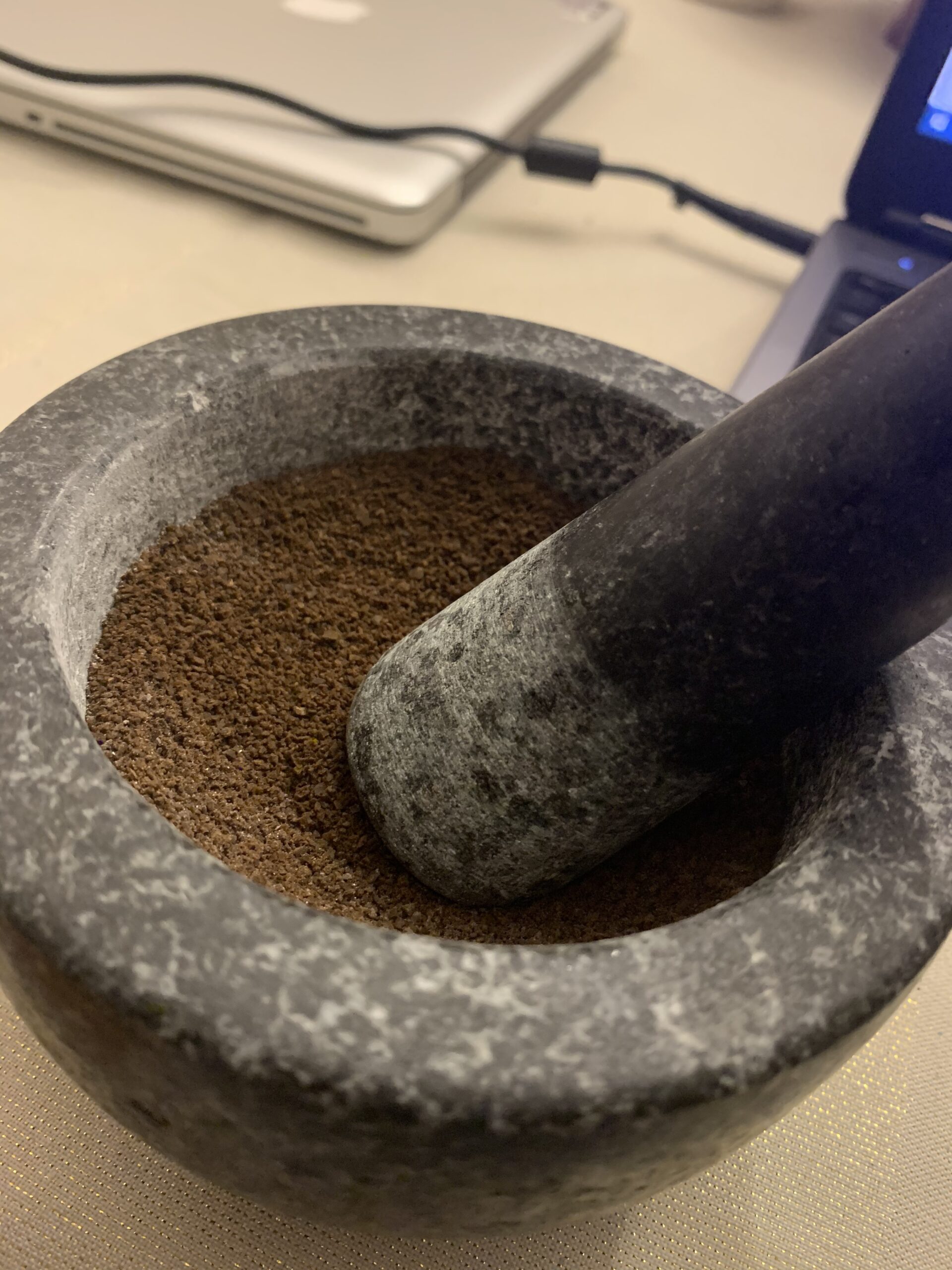Cole & Mason 5.5-inch Granite Mortar & Pestle - Unpolished Stone Mortar & Pestle for Kitchen - Small Grinding Bowl for Herbs and Spices - Black, 8 pounds - Customer Photo 4