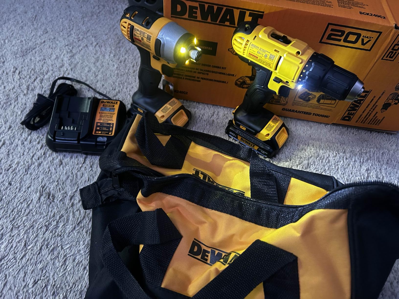 DEWALT 20V MAX Cordless Drill and Impact Driver, Power Tool Combo Kit, Includes 2 Batteries, Charger and Bag (DCK240C2) - Customer Photo 2
