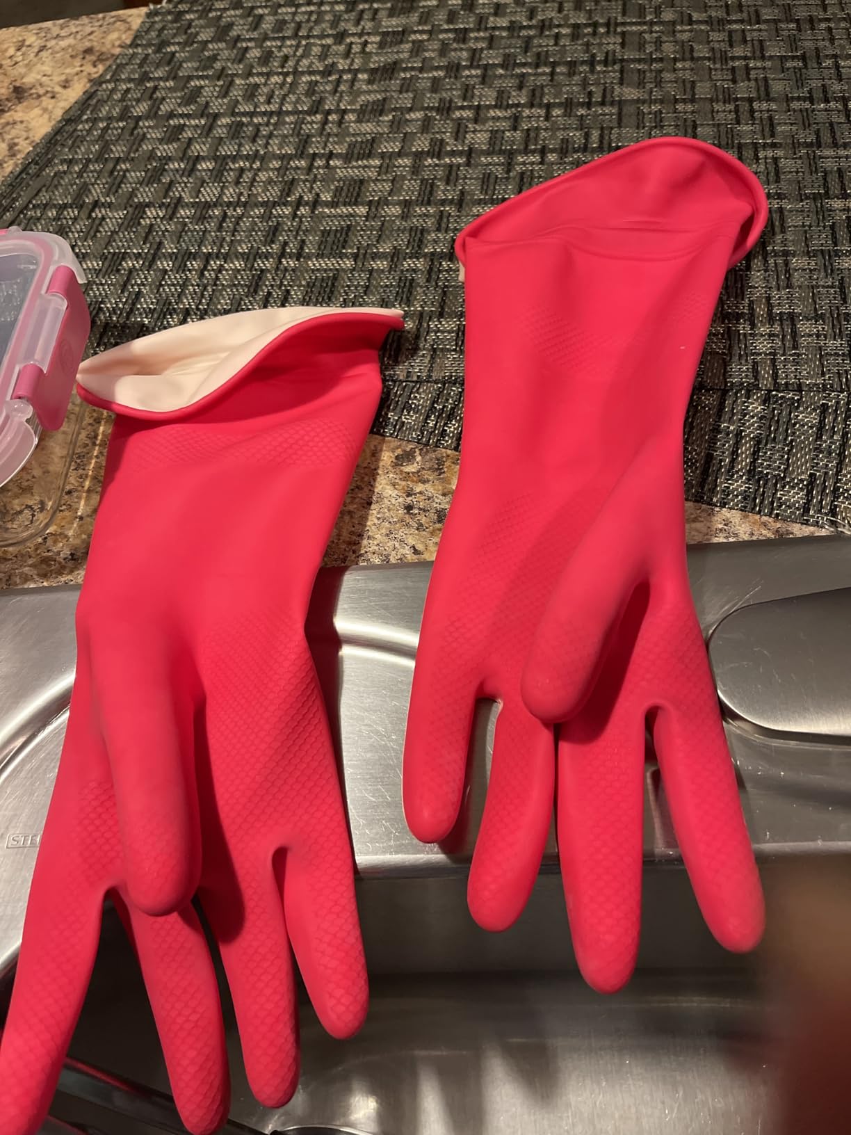 Casabella Premium Waterblock Reusable Household Cleaning Gloves, Medium - Customer Photo 1