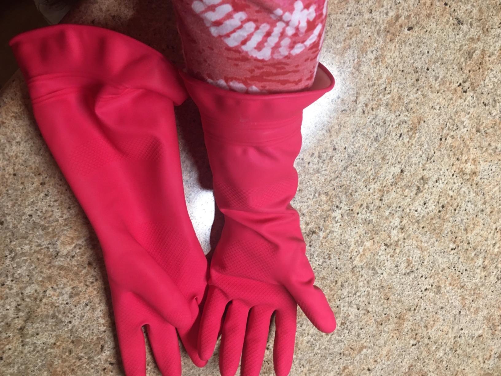 Casabella Premium Waterblock Reusable Household Cleaning Gloves, Medium - Customer Photo 2