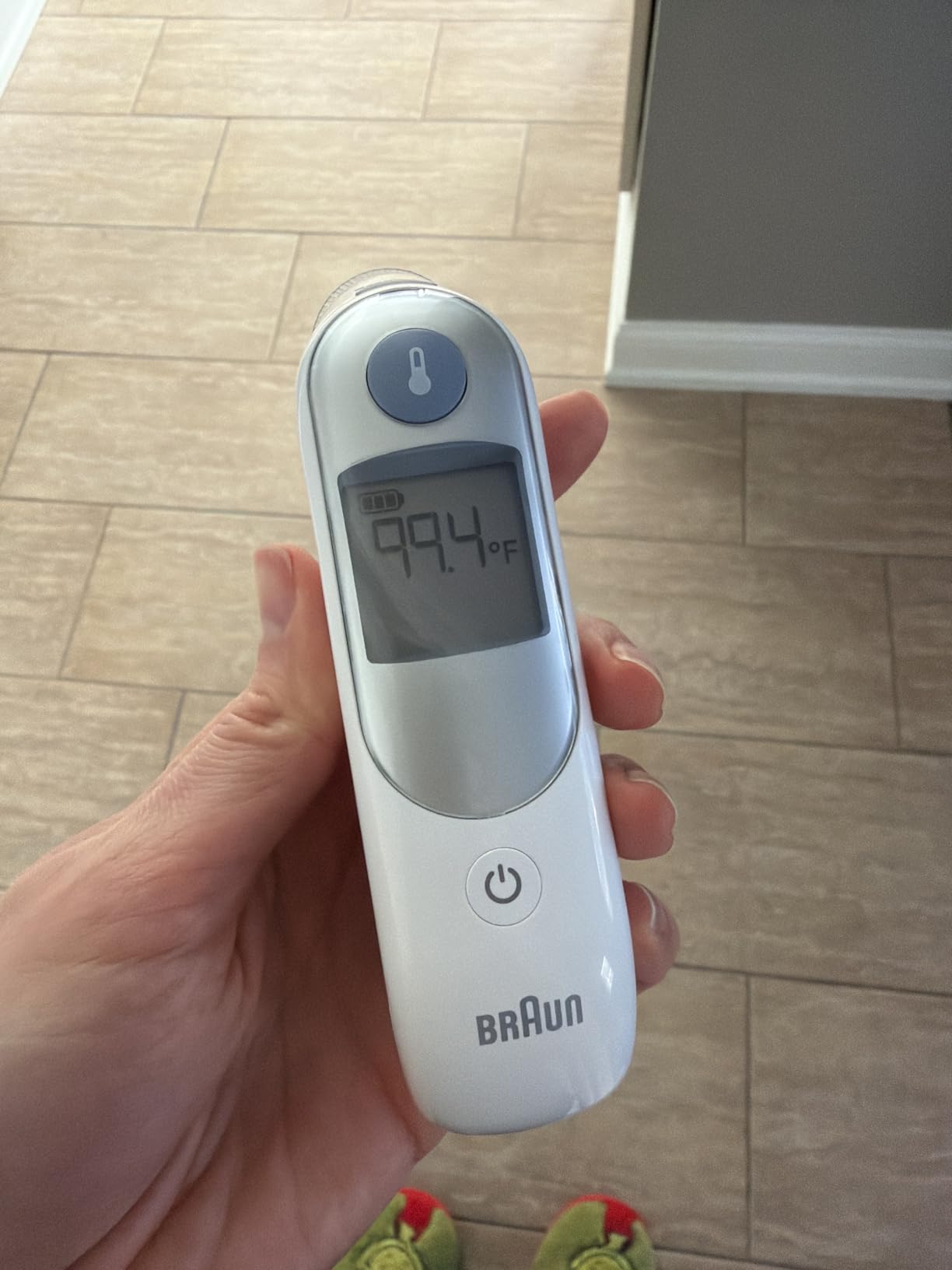 Braun ThermoScan 5 Ear Thermometer - ExacTemp Stability Indicator for Professional Accuracy, Digital Display, Baby and Infant Friendly, No.1 Brand Recommended by Pediatricians Customer Review Braun ThermoScan 5 Ear Thermometer - ExacTemp Stability Indicator for Professional Accuracy, Digital Display, Baby and Infant Friendly, No.1 Brand Recommended by Pediatricians - Customer Photo 1