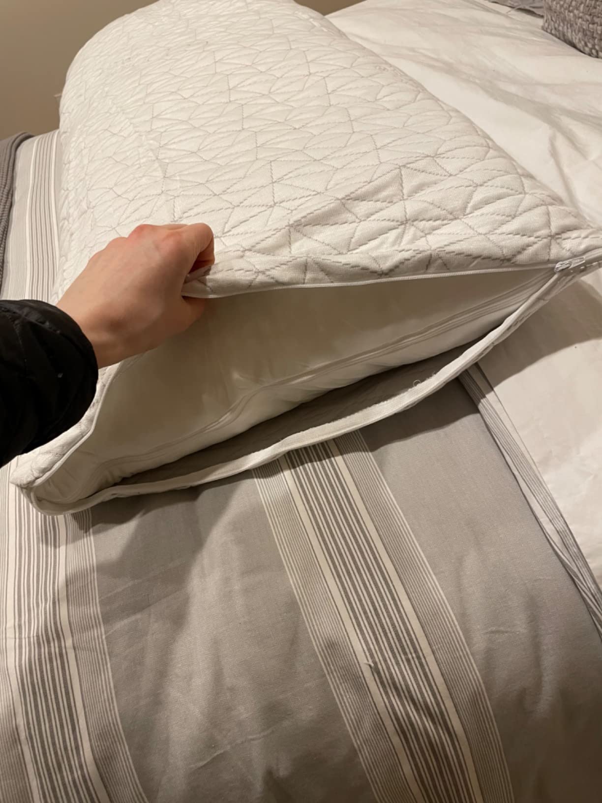 Coop Home Goods Original Adjustable Body Pillow, 20x54 Long Pillow for Back, Shoulder, Hip and Knee Support, Side Sleeper Body Pillows for Adults with Memory Foam & Washable Cover Customer Review Coop Home Goods Original Adjustable Body Pillow, 20x54 Long Pillow for Back, Shoulder, Hip and Knee Support, Side Sleeper Body Pillows for Adults with Memory Foam & Washable Cover - Customer Photo 2