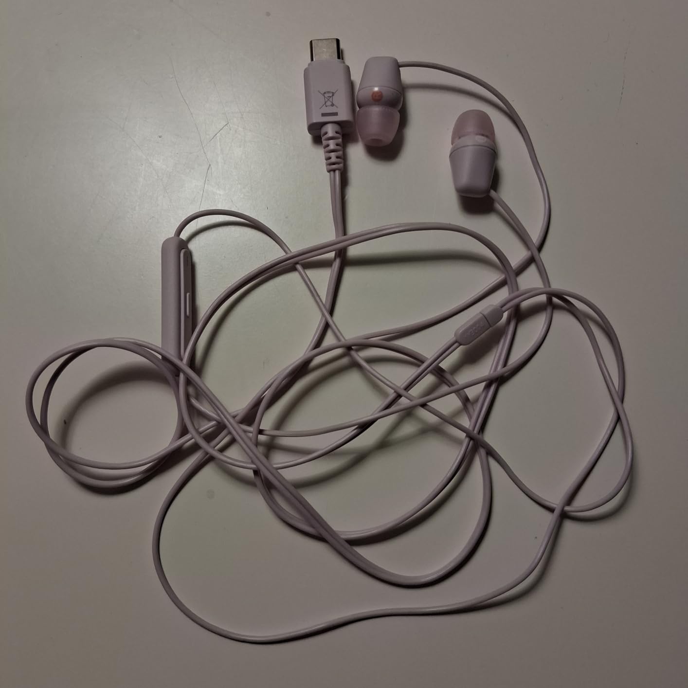 Sony MDREX15LP in-Ear Earbud Headphones, Black, Model Number: MDREX15LP/B - Customer Photo 2