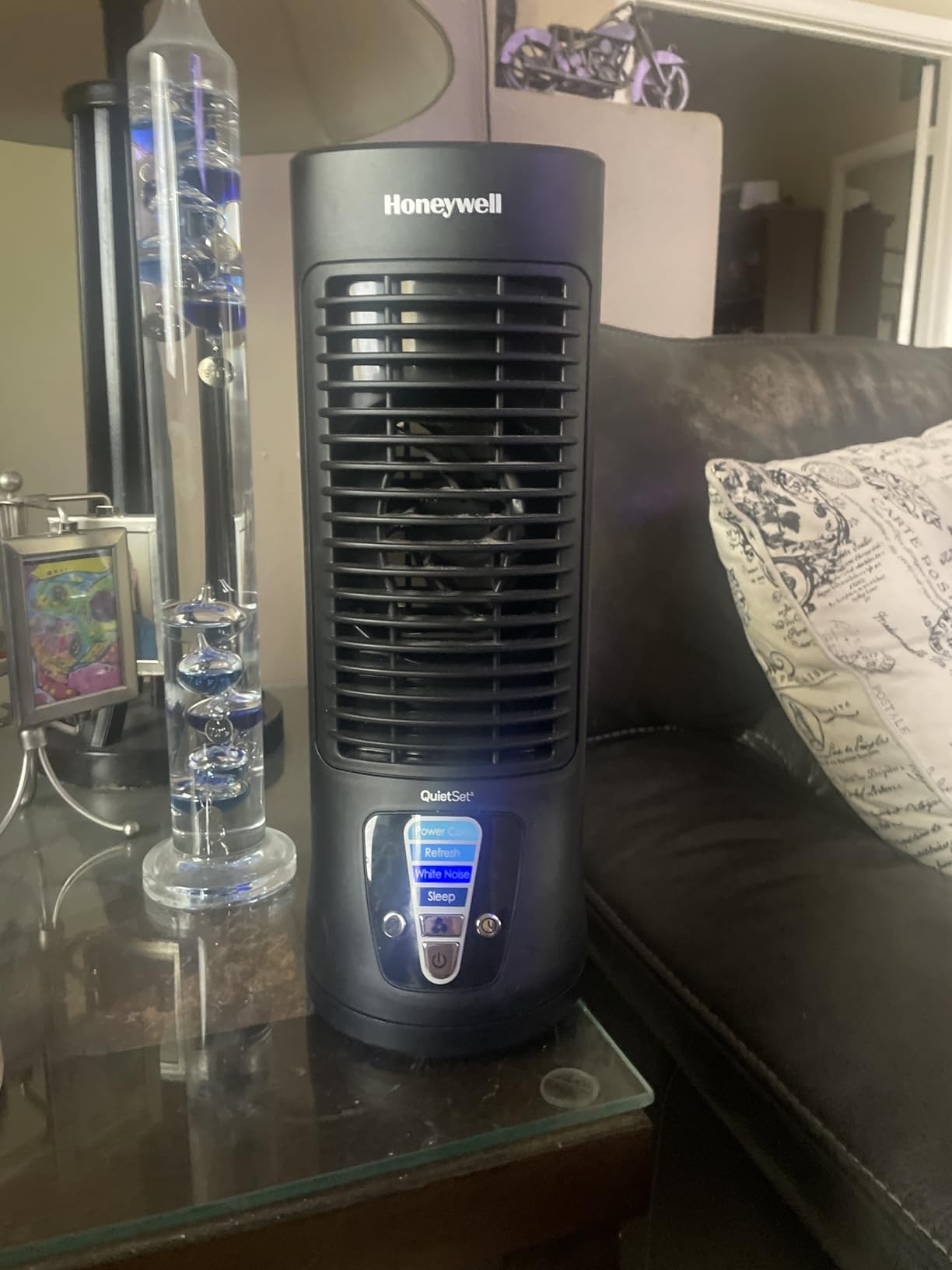 Honeywell HTF210B QuietSet Personal Table Fan, Black – Oscillating Personal Fan with Quiet Operation and 4 Levels of Power and Sound Customer Review Honeywell HTF210B QuietSet Personal Table Fan, Black – Oscillating Personal Fan with Quiet Operation and 4 Levels of Power and Sound - Customer Photo 1