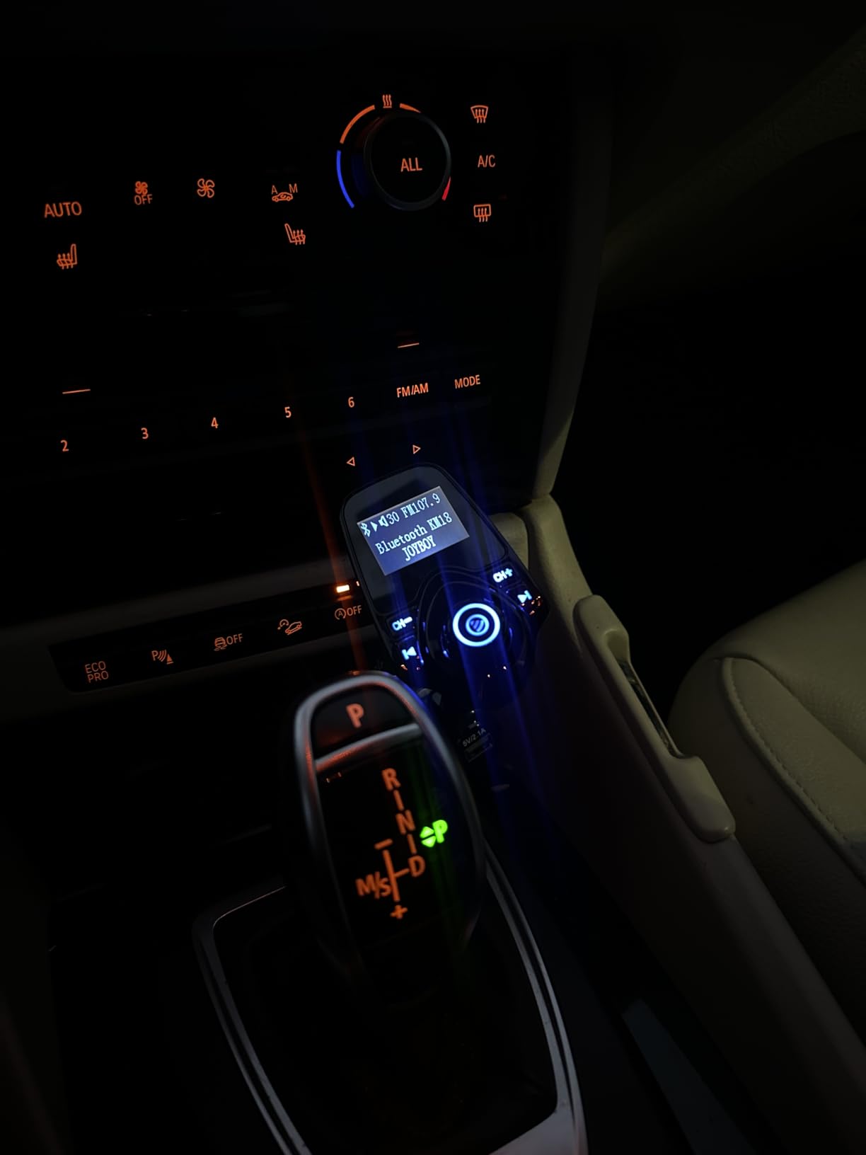 Nulaxy KM18 Bluetooth 5.4 Car Adapter with 1.44