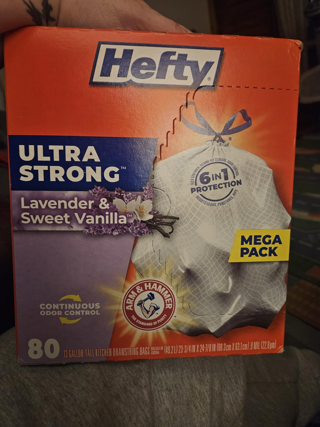 Hefty Ultra Strong Tall Kitchen Trash Bags, Lavender & Sweet Vanilla Scent, 13 Gallon, 80 Count - Customer Photo 2