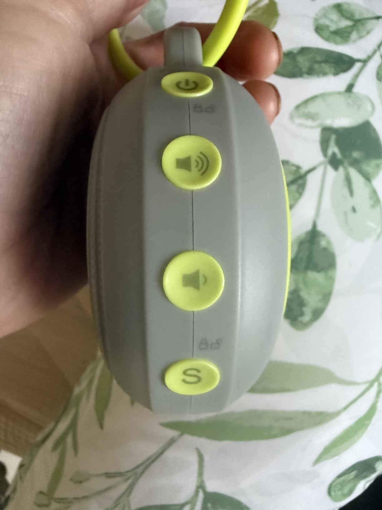 Yogasleep Hushh Portable White Noise Sound Machine for Baby, 3 Soothing Natural Sounds with Volume Control, Compact Size, Noise Canceling for Sleep Aid, Office Privacy, & Meditation, Registry Gift - Customer Photo 1