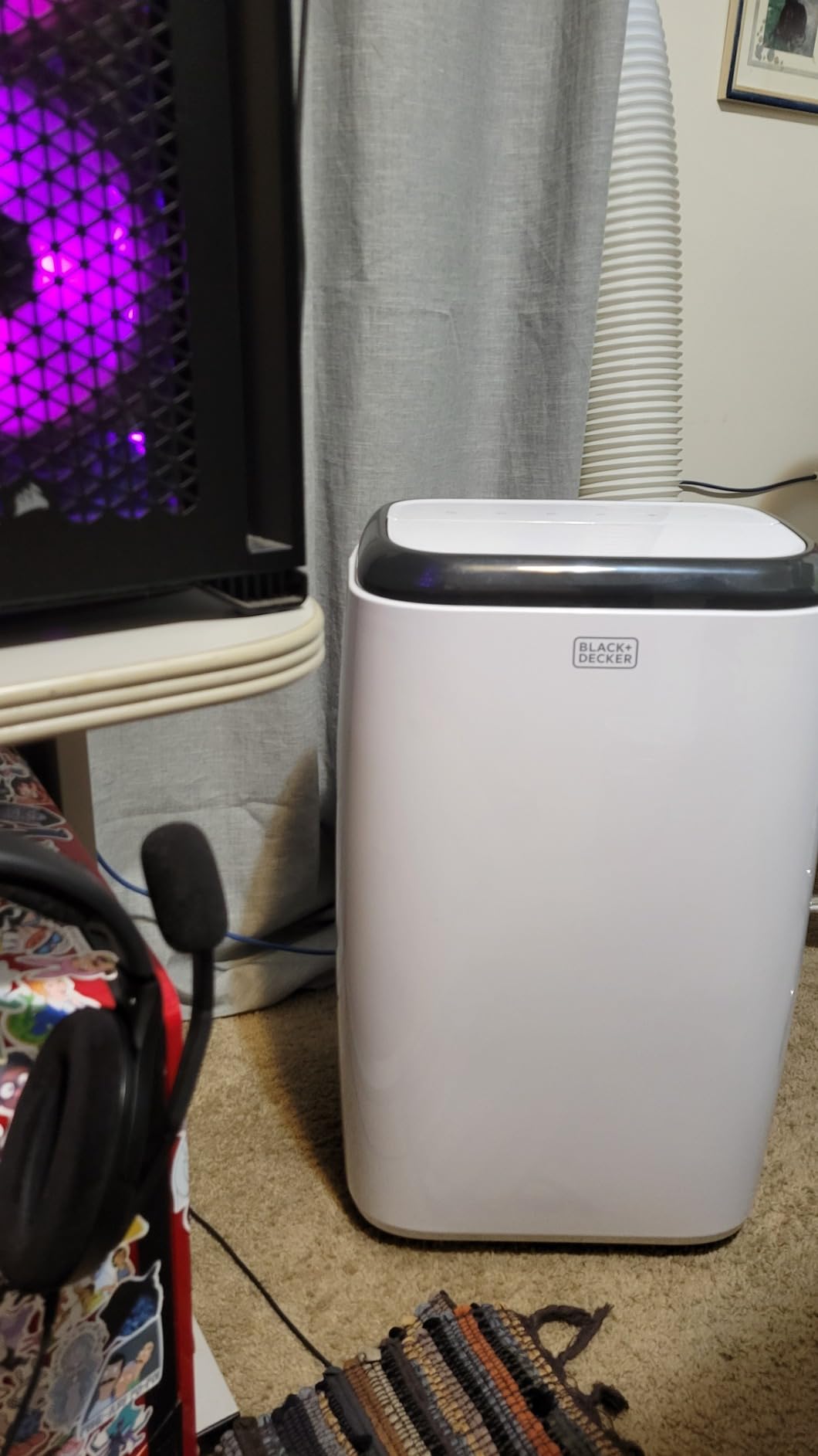 BLACK+DECKER 14,000 BTU ASHRAE (8,400 BTU DOE) Portable Air Conditioner with Remote Control, White - Customer Photo 1