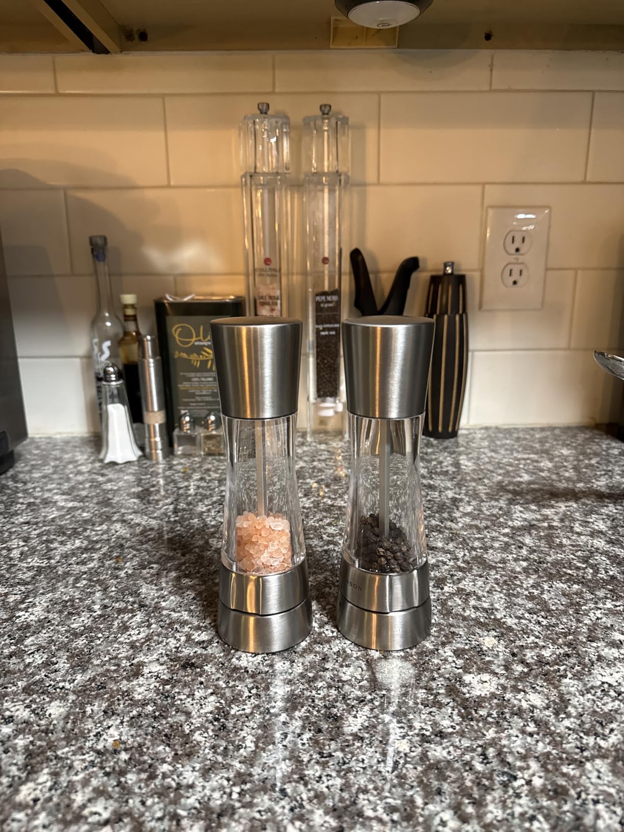 COLE & MASON Derwent Pepper Grinder - Gunmetal Mill Includes Gourmet Precision Mechanism and Premium Peppercorns - Customer Photo 1