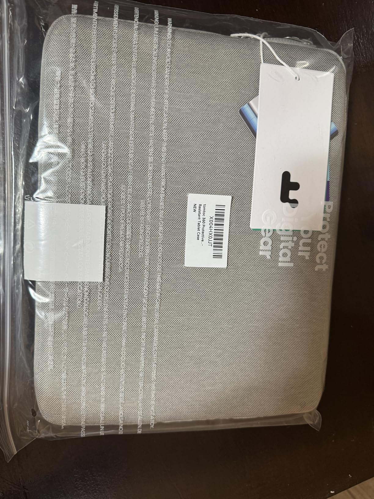 tomtoc 360° Protective Laptop Sleeve for 14-inch MacBook Pro M5/M4/M3/M2/M1 Pro/Max A3434 A3112 A3401 A3185 A2992 A2918 2025-2021, Water-Resistant Case Bag with Accessory Pocket for 13.8Surface Laptop - Customer Photo 1
