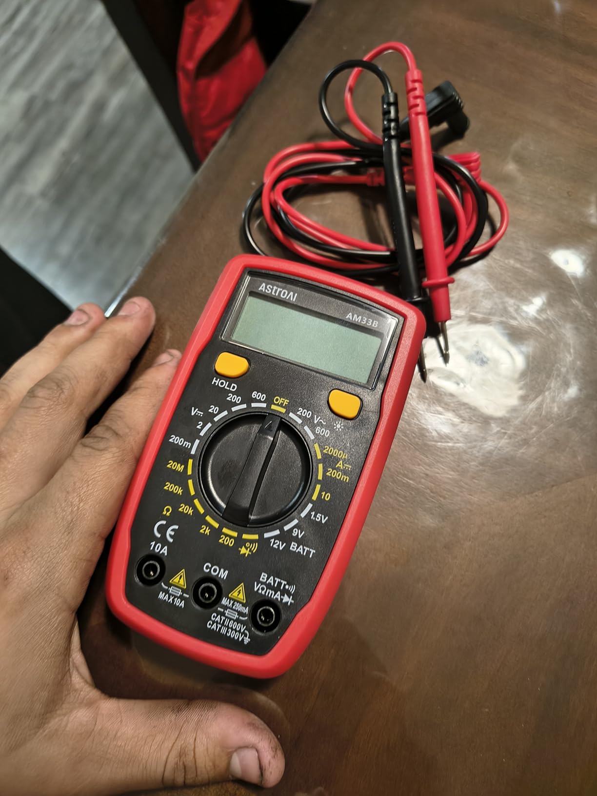 AstroAI Digital Multimeter Tester 2000 Counts with DC AC Voltmeter and Ohm Volt Amp Meter; Measures Voltage, Current, Resistance, Continuity and Diode, Blue - Customer Photo 2