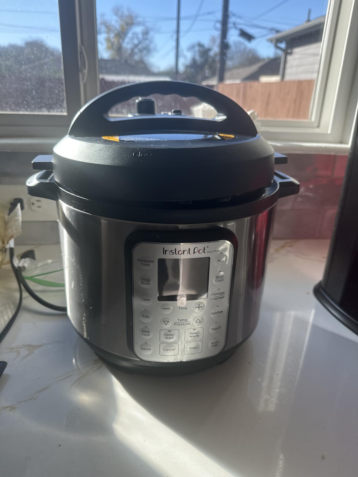 Duo Plus 9-in-1 Multicooker, Pressure Cooker, Slow Cook, Rice Maker, Steamer, Sauté, Yogurt, Warmer & Sterilizer, Includes App With Over 800 Recipes, Stainless Steel, 6 Quarts customer photo 2