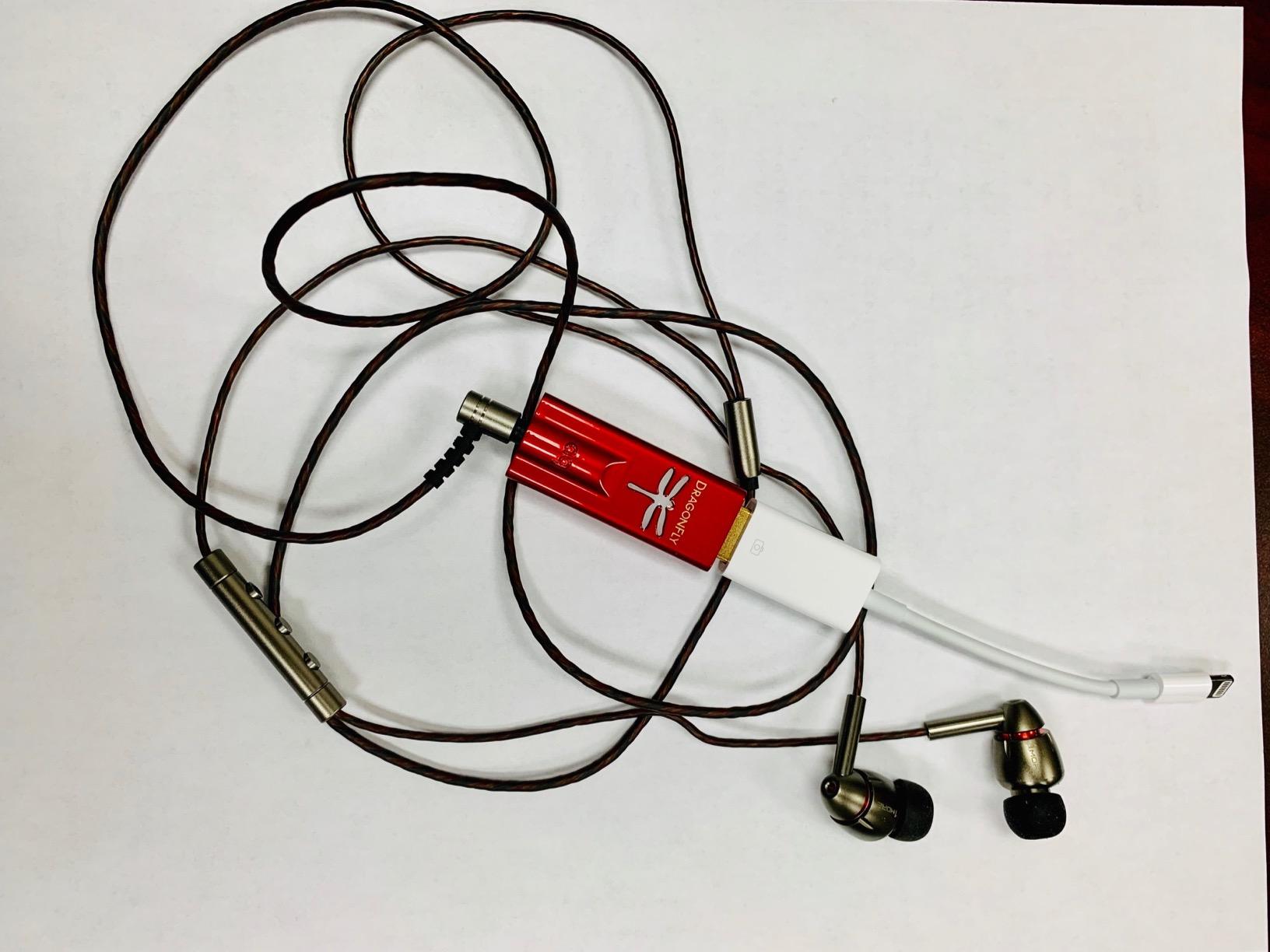 1MORE Quad Driver in-Ear Earphones Hi-Res High Fidelity Headphones Warm Bass, Spacious Reproduction, High Resolution, Mic in-Line Remote Smartphones/PC/Tablet - Silver/Gray - Customer Photo 1
