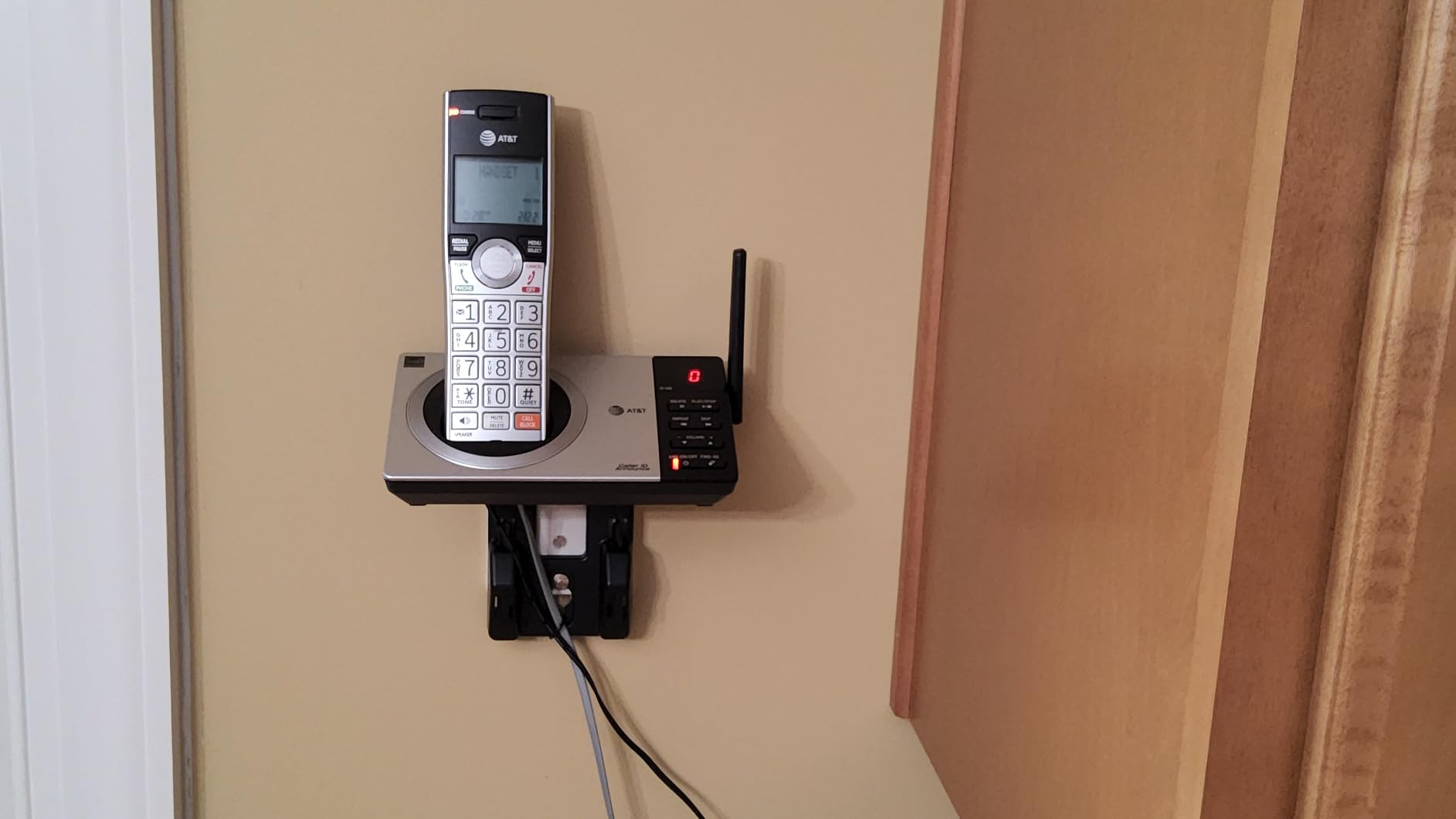 AT&T CL82207 DECT 6.0 2-Handset Cordless Phone for Home with Answering Machine, Call Blocking, Caller ID Announcer, Intercom and Unsurpassed Range, Silver Customer Review AT&T CL82207 DECT 6.0 2-Handset Cordless Phone for Home with Answering Machine, Call Blocking, Caller ID Announcer, Intercom and Unsurpassed Range, Silver - Customer Photo 2