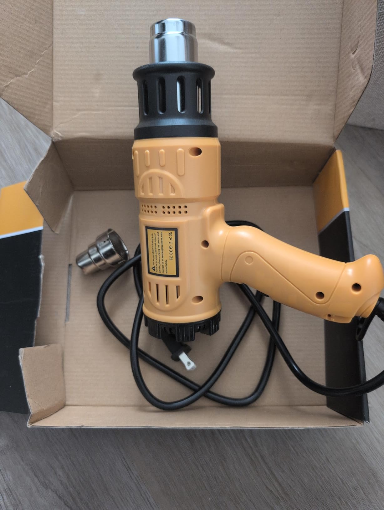 SEEKONE Heat Gun 1800W 122℉-1202℉（50℃- 650℃）Fast Heating Heavy Duty Hot Air Gun Kit Variable Temperature Control Overheat Protection with 4 Nozzles for Crafts, Shrinking PVC, Stripping Paint(5.2FT) - Customer Photo 1