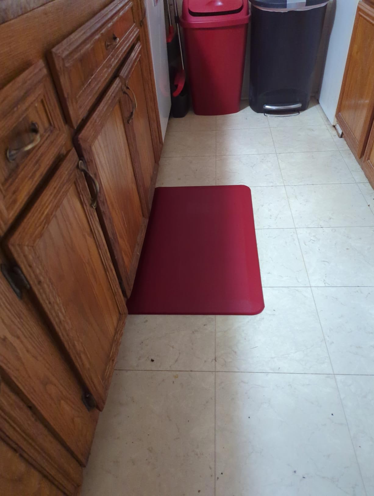 ComfiLife Anti Fatigue Floor Mat – 3/4 Inch Thick Kitchen Mats for Floor, Standing Desk Mat, Kitchen Rug – Comfort at Home, Office – Durable – Stain Resistant – Non-Slip Bottom (20 ComfiLife Anti Fatigue Floor Mat – 3/4 Inch Thick Kitchen Mats for Floor, Standing Desk Mat, Kitchen Rug – Comfort at Home, Office – Durable – Stain Resistant – Non-Slip Bottom (20