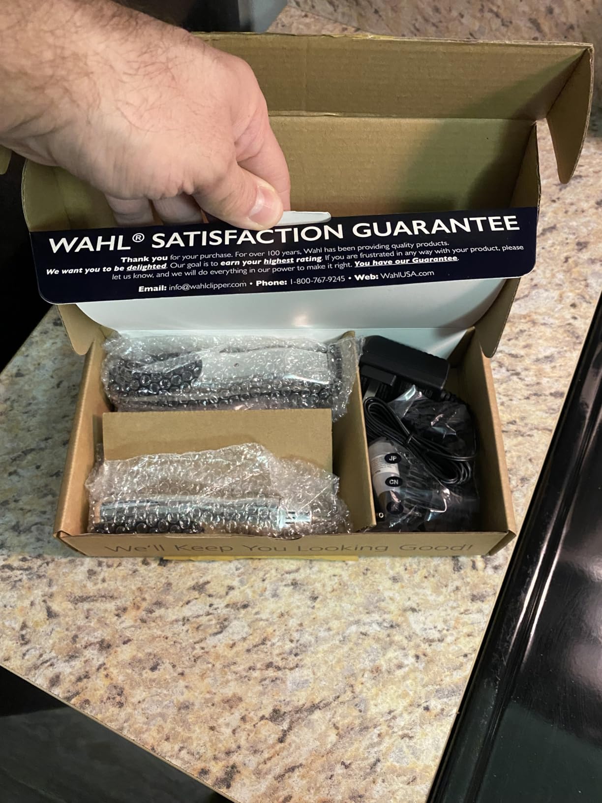 Wahl Groomsman Rechargeable Beard Trimmer kit for Mustaches, Nose Hair, and Light Detailing and Grooming with Bonus Wet/Dry Battery Nose Trimmer – Model 5622v - Customer Photo 1