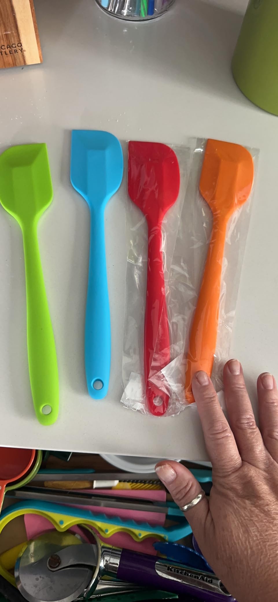 Silicone Spatulas, 11 inch Rubber Spatula Heat Resistant Seamless One Piece Design Non-Stick Flexible Scrapers Baking Mixing Tool (4 Piece) - Customer Photo 2