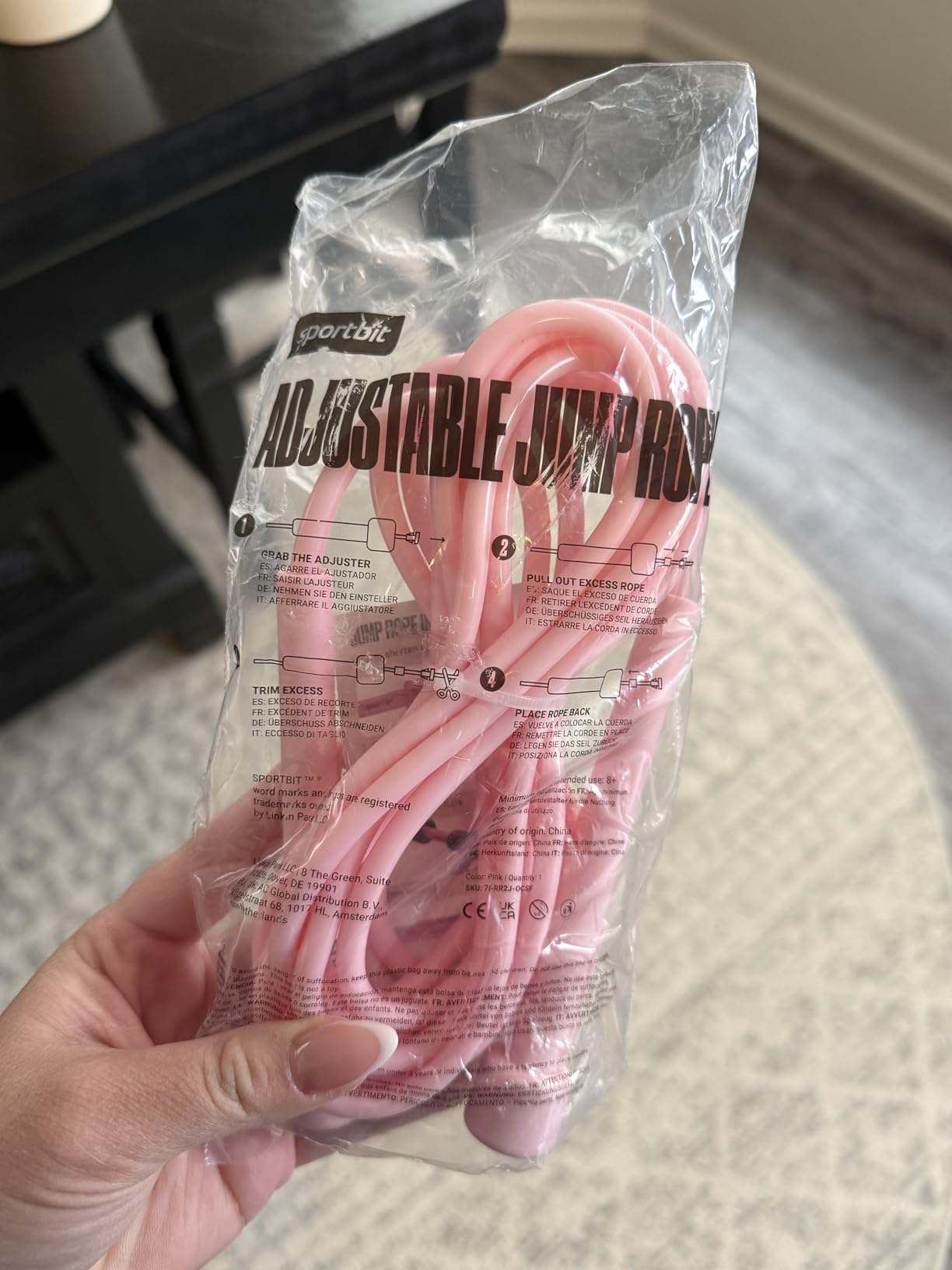 SPORTBIT Adjustable Jump Rope for Fitness and Exercise – Skipping Rope for Cardio, Boxing, and Weight Loss – Speed Rope perfect for Men & Women Customer Review SPORTBIT Adjustable Jump Rope for Fitness and Exercise – Skipping Rope for Cardio, Boxing, and Weight Loss – Speed Rope perfect for Men & Women - Customer Photo 2