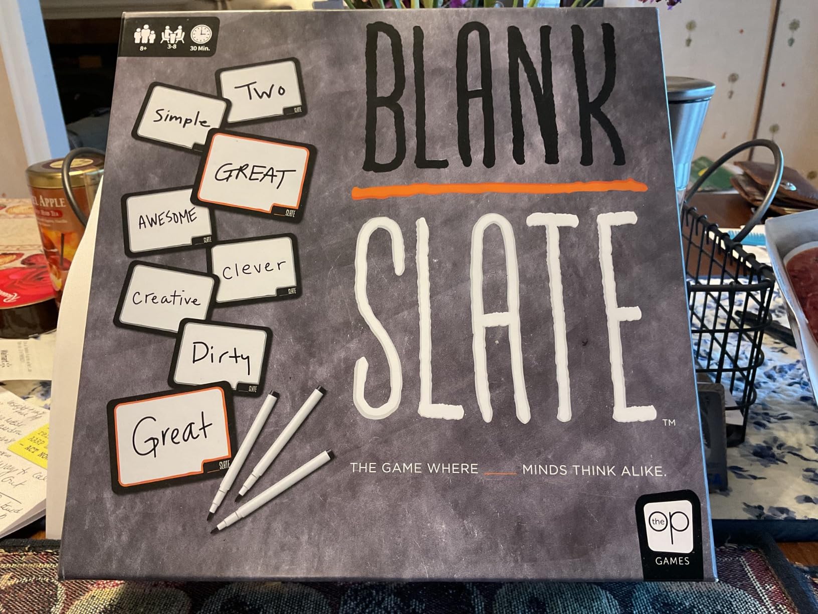 USAOPOLY BLANK SLATE, Where Great Minds Think Alike, Fun Family-Friendly Board Game, Word Association Party Game, Easy to Learn, Fun to Play Family Game Night, 3-8 Players, Ages 8+ - Customer Photo 3