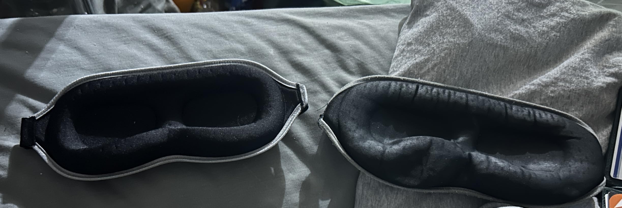 MZOO Luxury Sleep Eye Mask for Side Sleeper Men Women, Zero Eye Pressure 3D Sleeping Mask, Light Blocking Patented Design Night Blindfold, Soft Eye Shade Cover for Travel, Black Customer Review MZOO Luxury Sleep Eye Mask for Side Sleeper Men Women, Zero Eye Pressure 3D Sleeping Mask, Light Blocking Patented Design Night Blindfold, Soft Eye Shade Cover for Travel, Black - Customer Photo 2