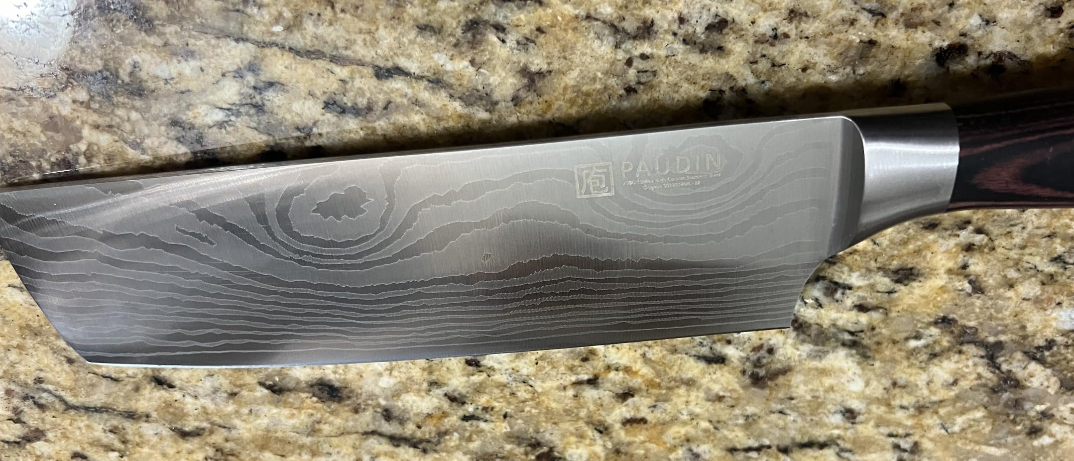 PAUDIN Nakiri Knife - 7-Inch Razor Sharp Meat Cleaver and Vegetable Kitchen Knife Customer Review PAUDIN Nakiri Knife - 7-Inch Razor Sharp Meat Cleaver and Vegetable Kitchen Knife - Customer Photo 3