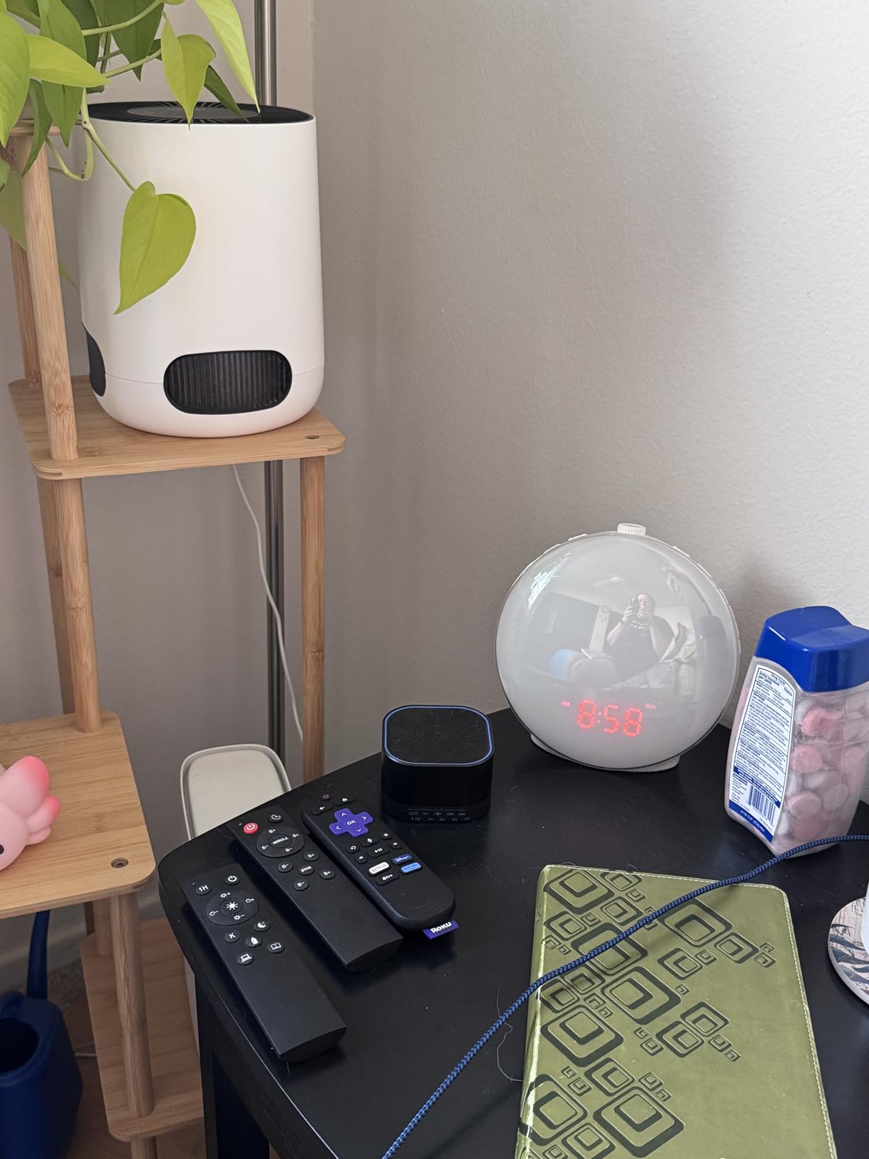 Magicteam White Noise Machine with 20 Non Looping Natural Soothing Sounds Memory Function 32 Levels of Volume Powered by AC or USB and Sleep Sound Timer Therapy for Baby Kids Adults Black - Customer Photo 2