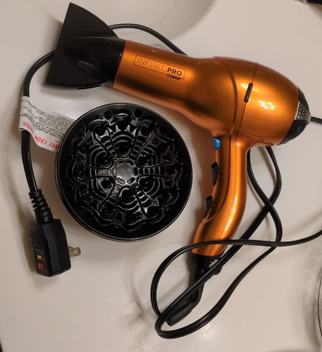 INFINITI PRO by CONAIR Hair Dryer, 1875W Blow Dryer with Diffuser and Concentrator, Ceramic Technology, 3 Heat & 2 Speed Settings, Cold Shot Button, Black customer photo 2