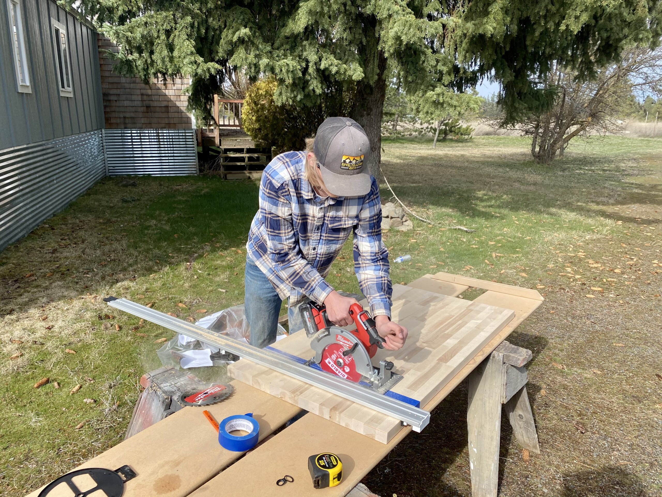 Milwaukee 2732-20 M18 Fuel 18 Volt Lithium-Ion 15 Amp 7-1/4 Inch Cordless Circular Saw (Tool Only) Customer Review Milwaukee 2732-20 M18 Fuel 18 Volt Lithium-Ion 15 Amp 7-1/4 Inch Cordless Circular Saw (Tool Only) - Customer Photo 1