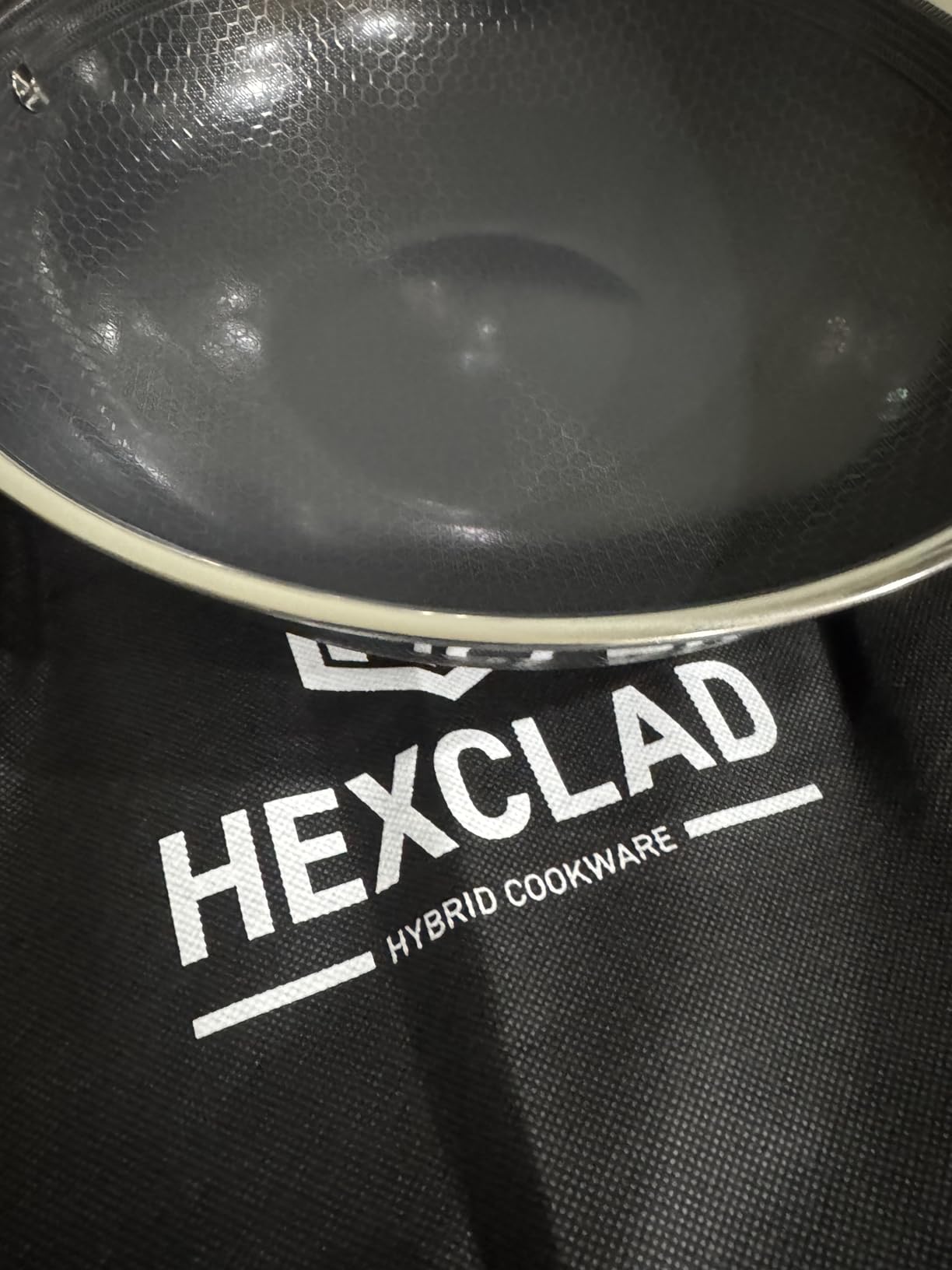 HexClad Hybrid Nonstick 12-Inch Wok, Stay-Cool Handle, Dishwasher-Friendly, Oven-Safe Up to 900°F customer photo 1