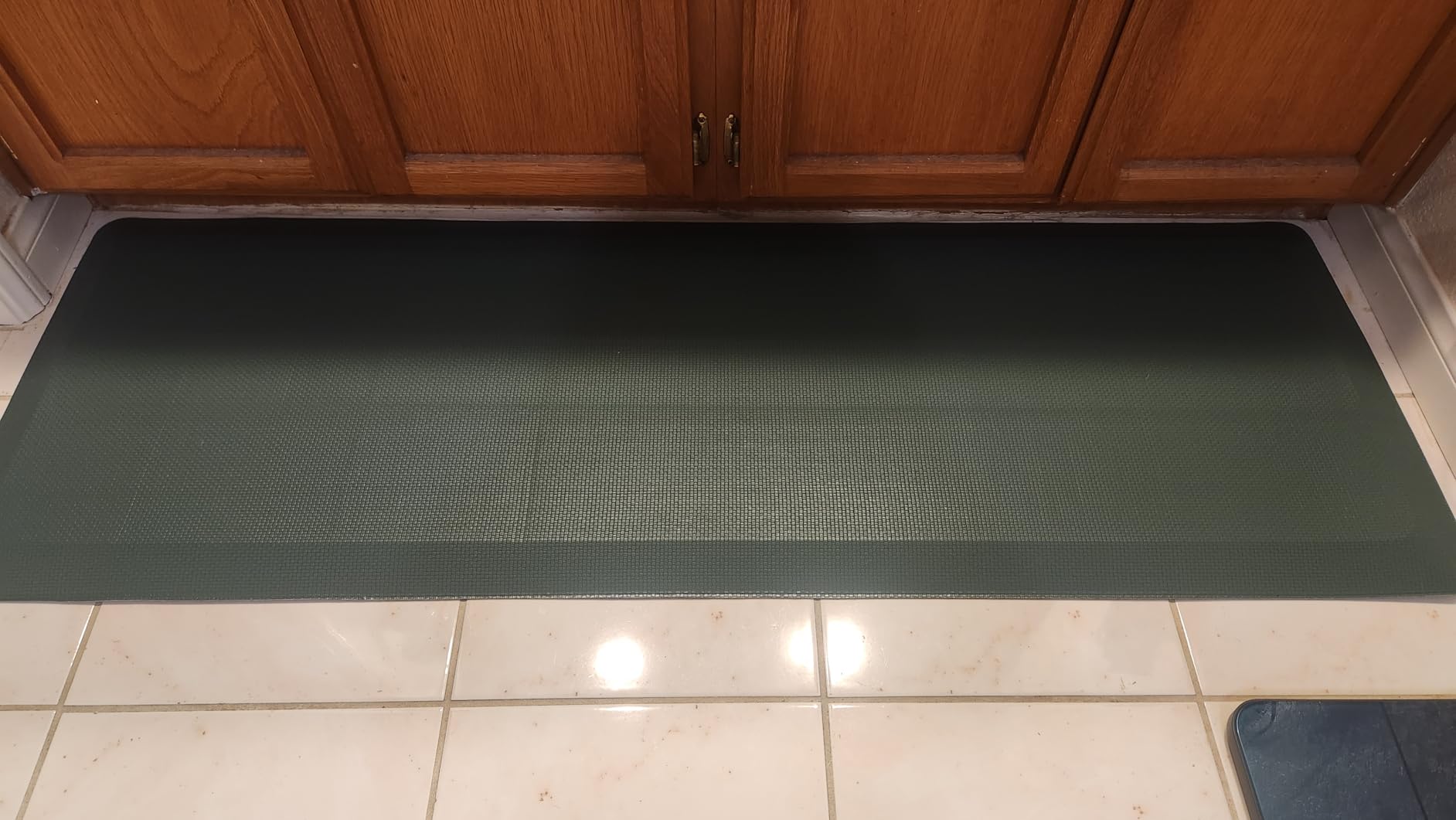 FEATOL Anti Fatigue Mat for Standing, 9/10 Extra Thick Ergonomic Standing Desk Mat, Comfort & Durable Memory Foam Standing Mat at Home,Office All Day (20 FEATOL Anti Fatigue Mat for Standing, 9/10 Extra Thick Ergonomic Standing Desk Mat, Comfort & Durable Memory Foam Standing Mat at Home,Office All Day (20